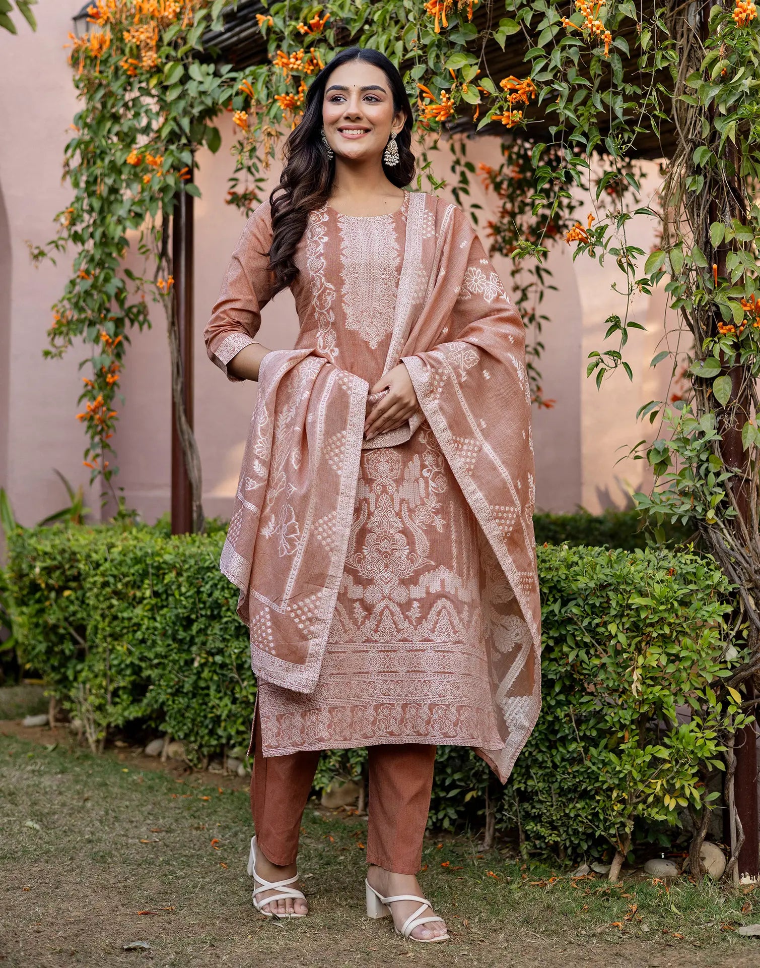 Skylee Cotton Woven Straight 3 Piece Kurta Set For Woman