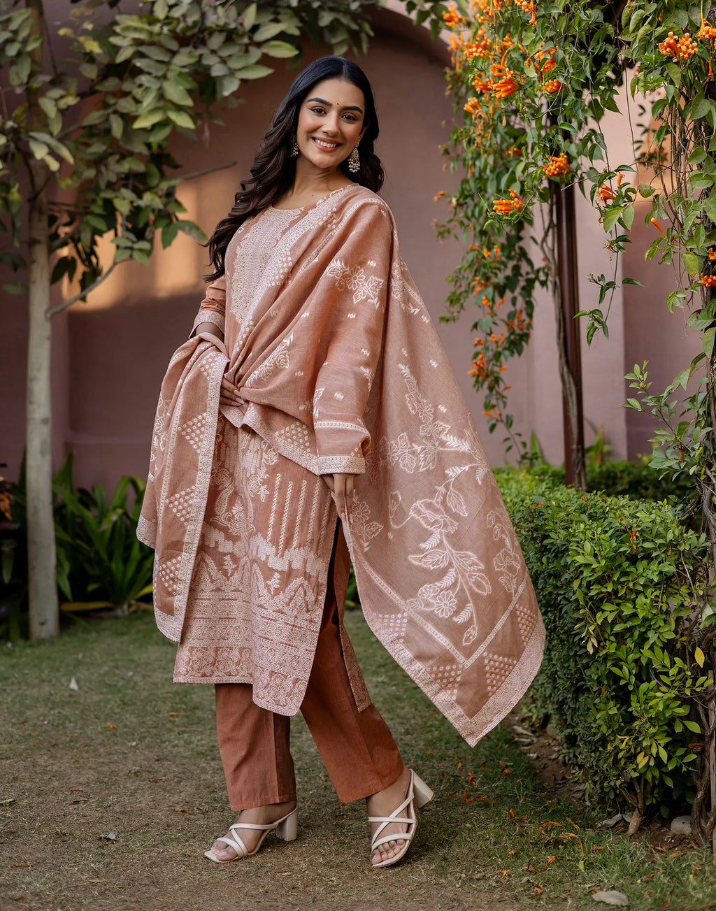 Skylee Cotton Woven Straight 3 Piece Kurta Set For Woman