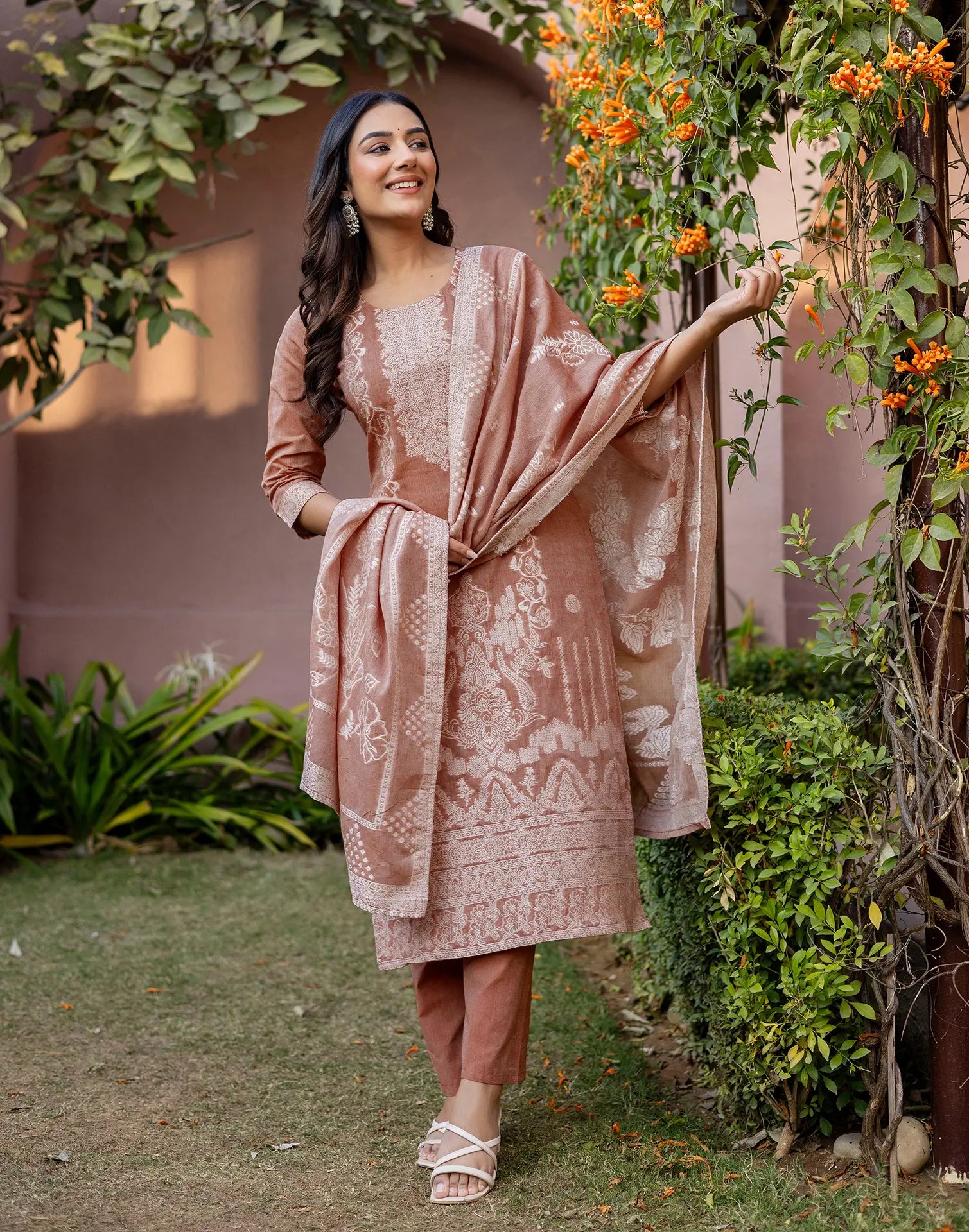 Skylee Cotton Woven Straight 3 Piece Kurta Set For Woman
