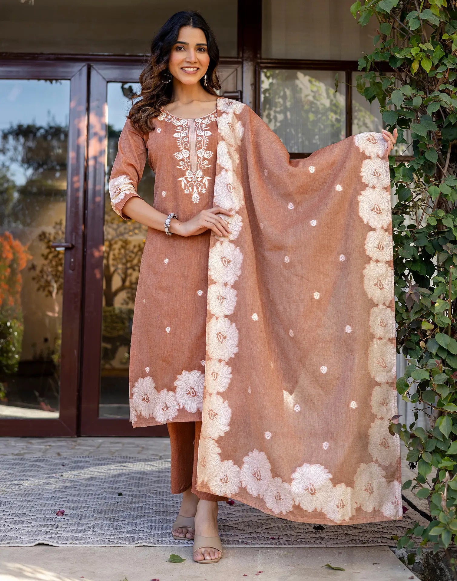 Skylee Cotton Woven Straight 3 Piece Kurta Set For Woman