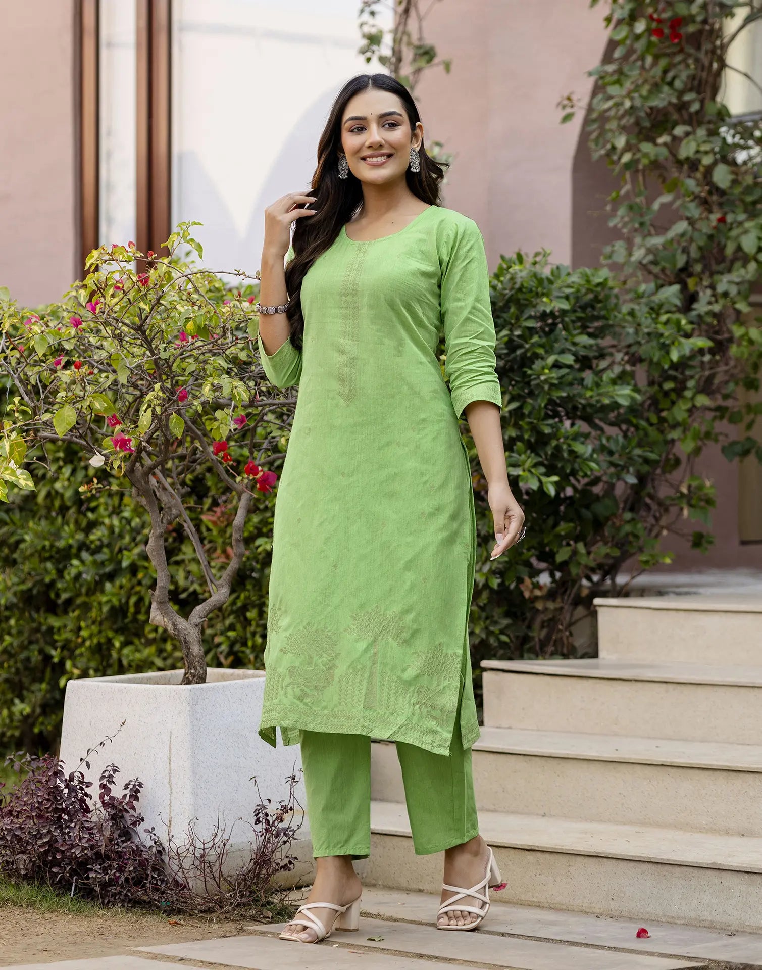 Lime Green Round Neck Weaving Straight 3 Piece Kurta Set with Dupatta - Cotton Woven