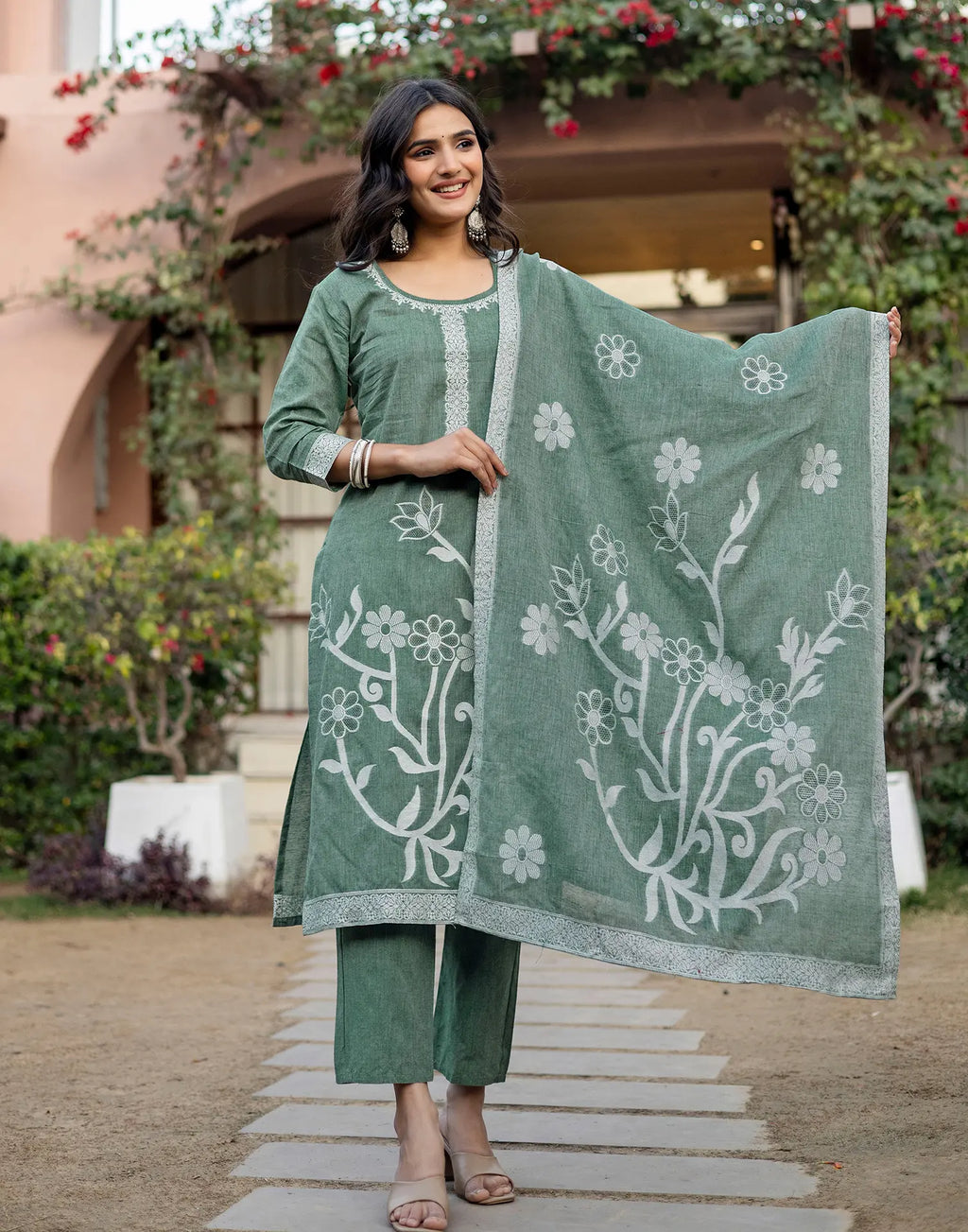 Skylee Cotton Woven Straight 3 Piece Kurta Set For Woman