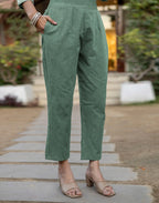 Skylee Cotton Woven Straight 3 Piece Kurta Set For Woman