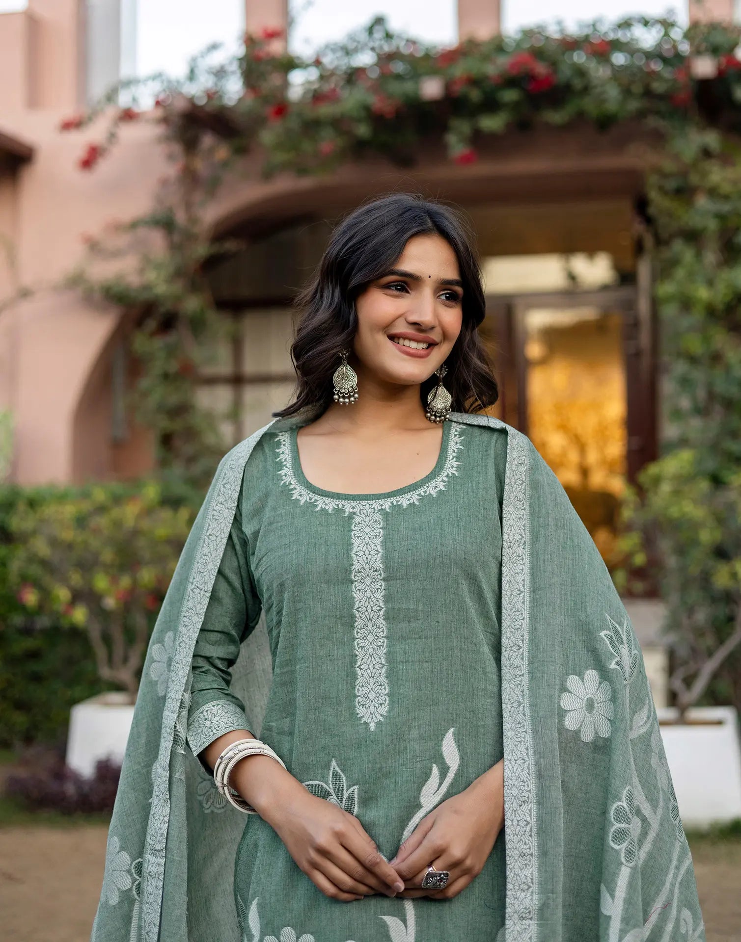 Skylee Cotton Woven Straight 3 Piece Kurta Set For Woman
