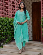 Skylee Cotton Woven Straight 3 Piece Kurta Set For Woman