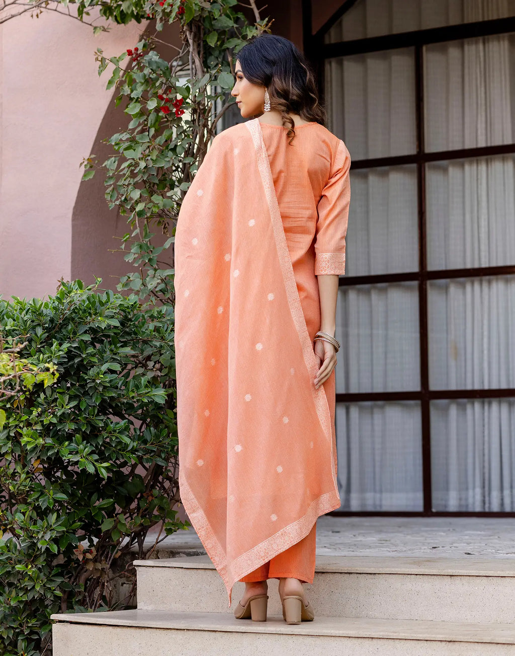 Skylee Cotton Woven Straight 3 Piece Kurta Set For Woman