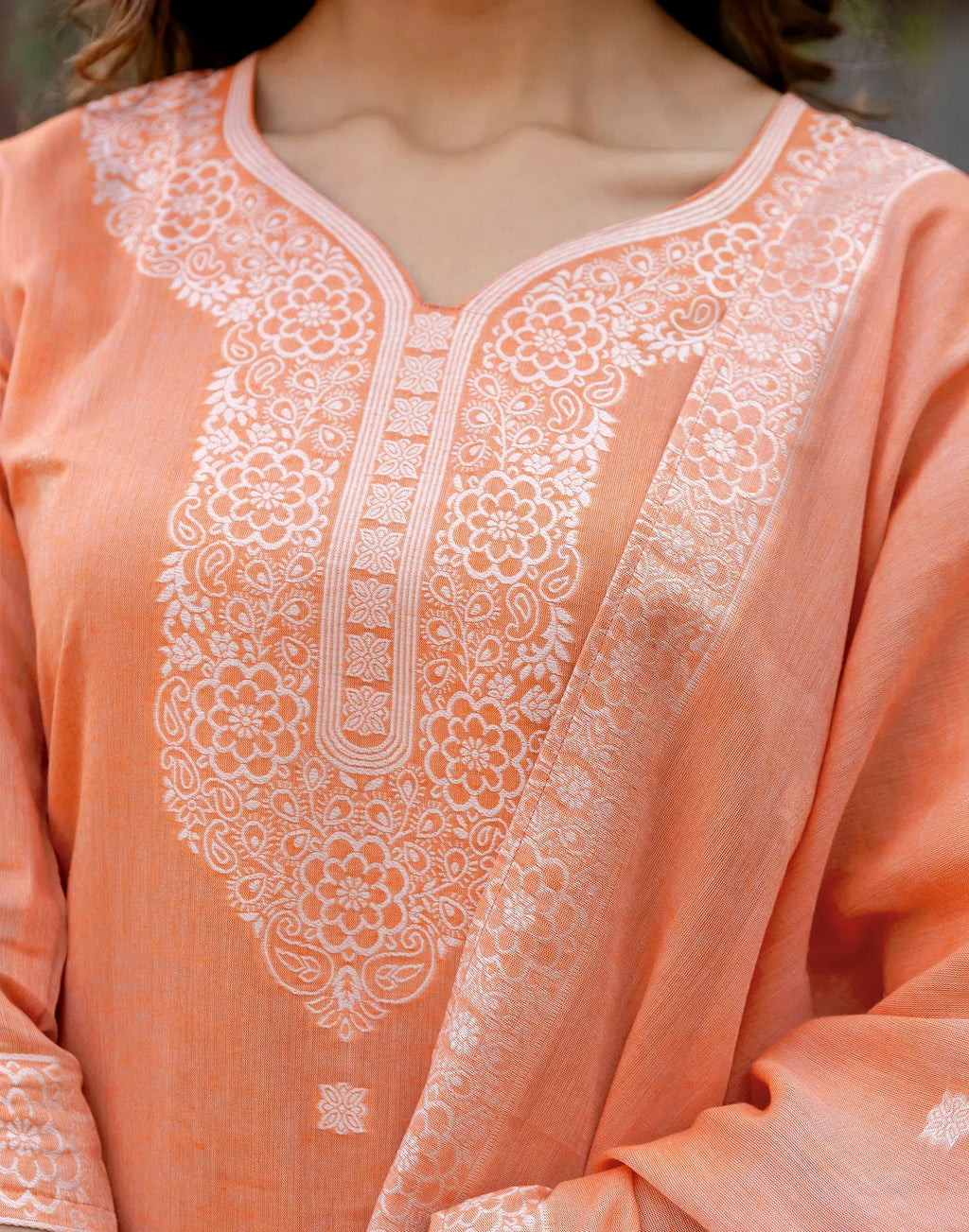 Skylee Cotton Woven Straight 3 Piece Kurta Set For Woman