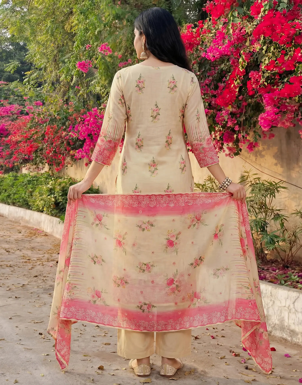 Magnolia White Round Neck Digital Printed Straight 3 Piece Kurta Set with Dupatta
