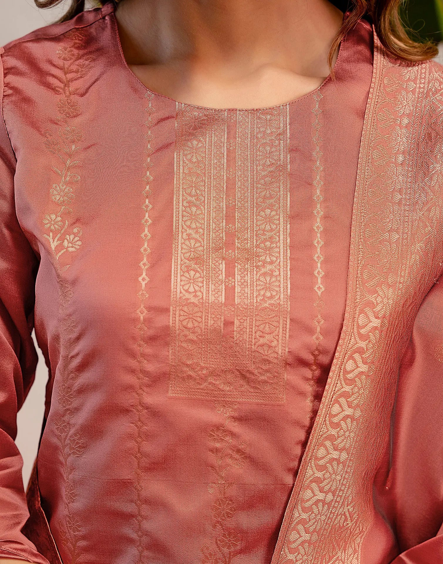 Peach Jam Round Neck Weaving Straight 3 Piece Kurta Set with Dupatta