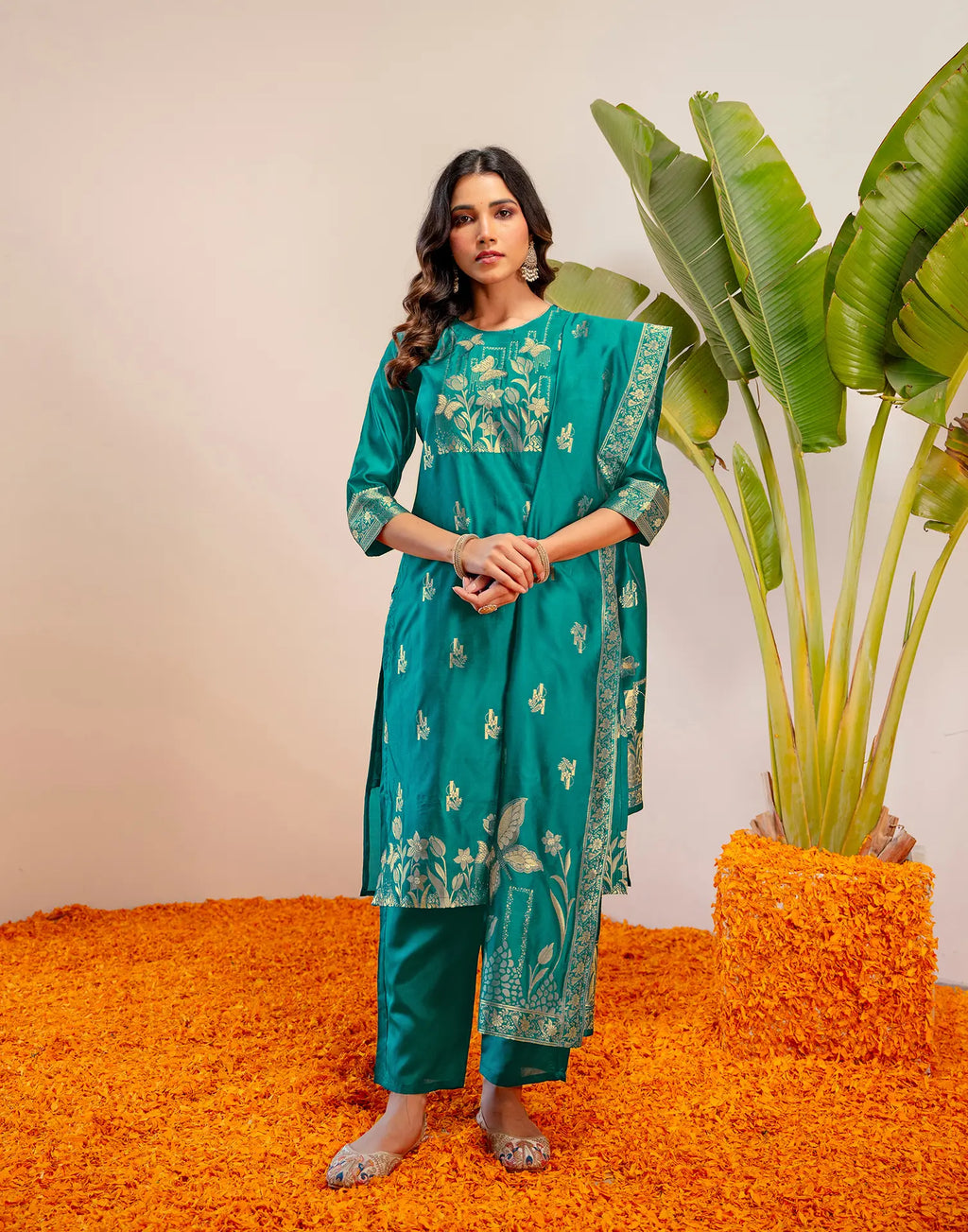 Skylee Silk Woven Straight 3 Piece Kurta Set For Woman