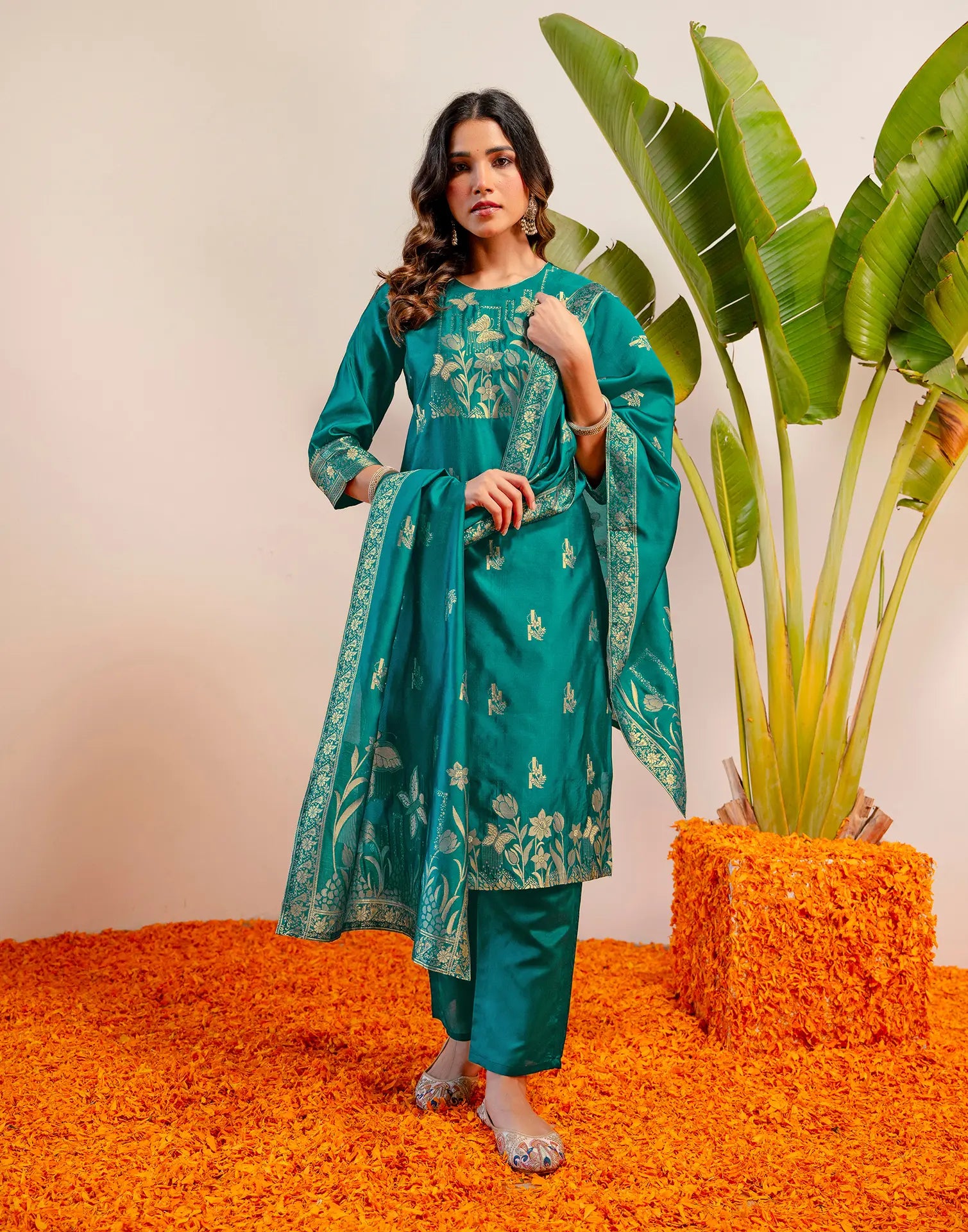 Skylee Silk Woven Straight 3 Piece Kurta Set For Woman