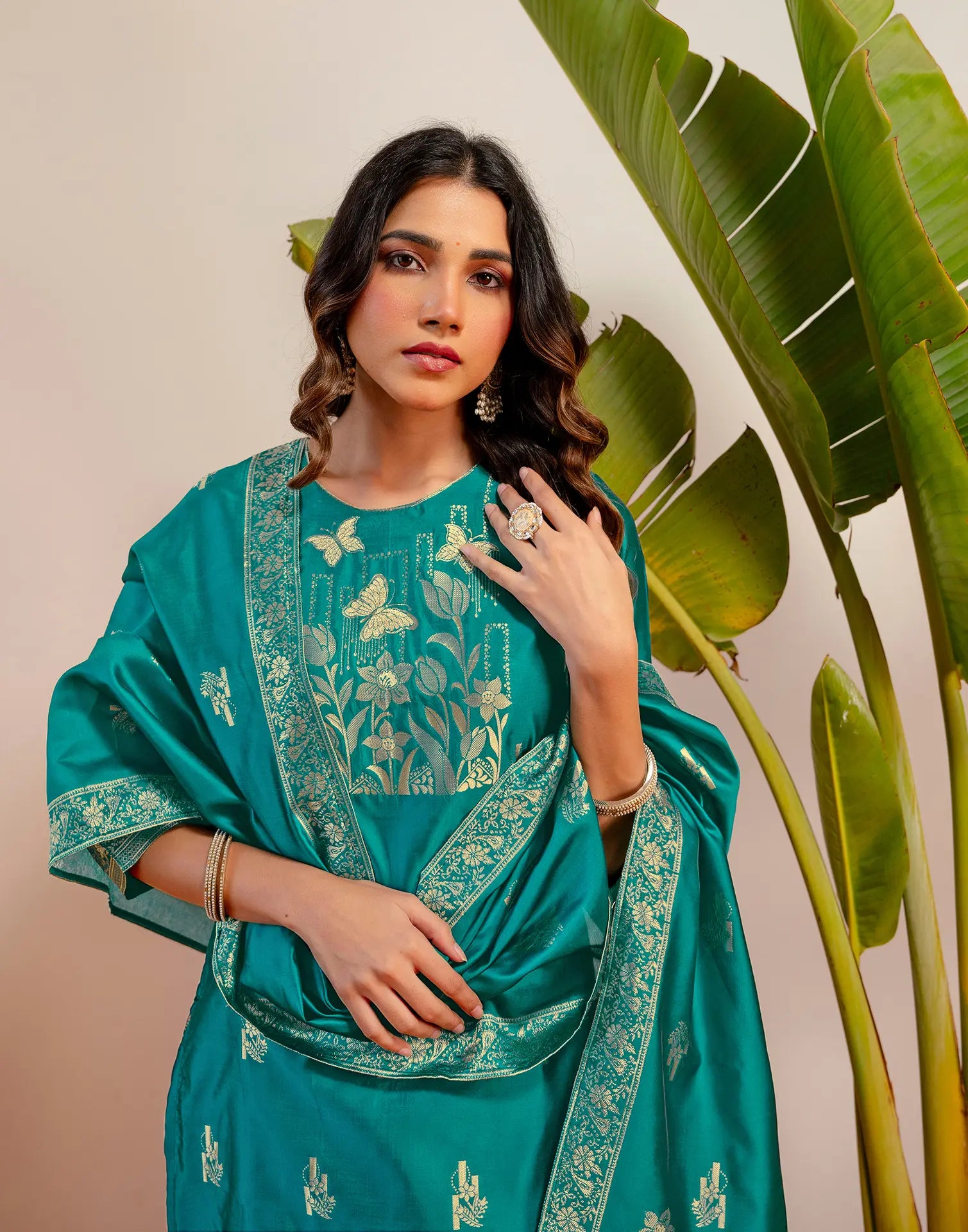 Skylee Silk Woven Straight 3 Piece Kurta Set For Woman