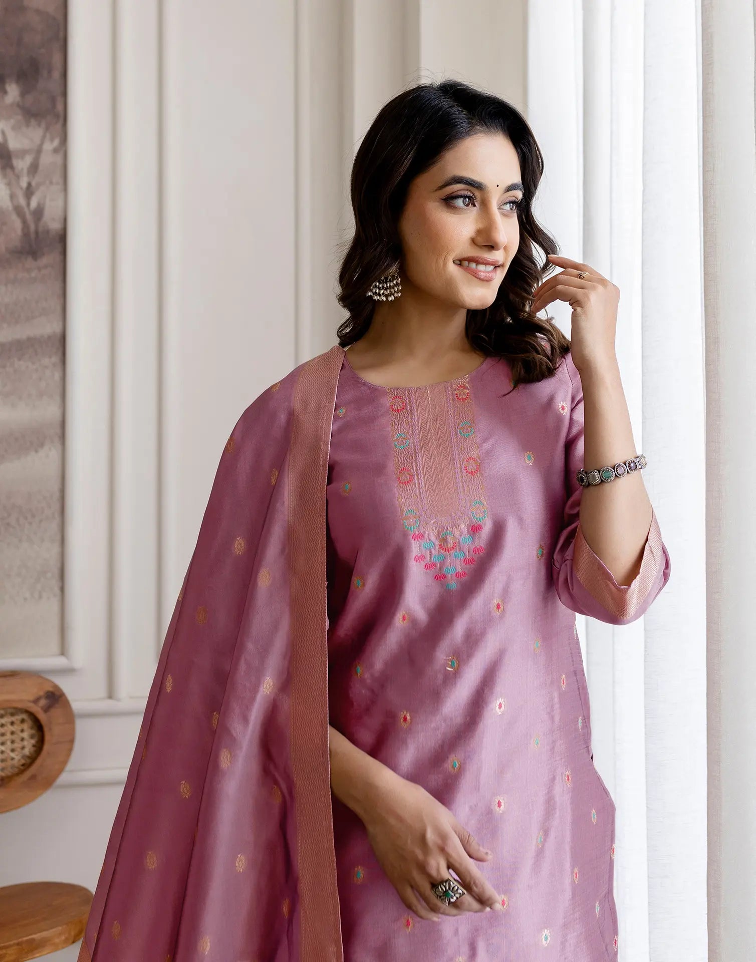 Skylee Silk Woven Straight 3 Piece Kurta Set For Woman