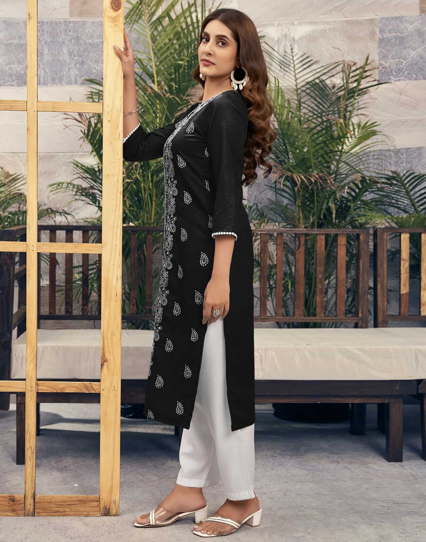 Rayon Embroidered Straight Kurti