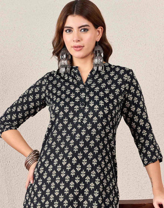 Cotton Embroidered Straight Mandarin Collar Kurti