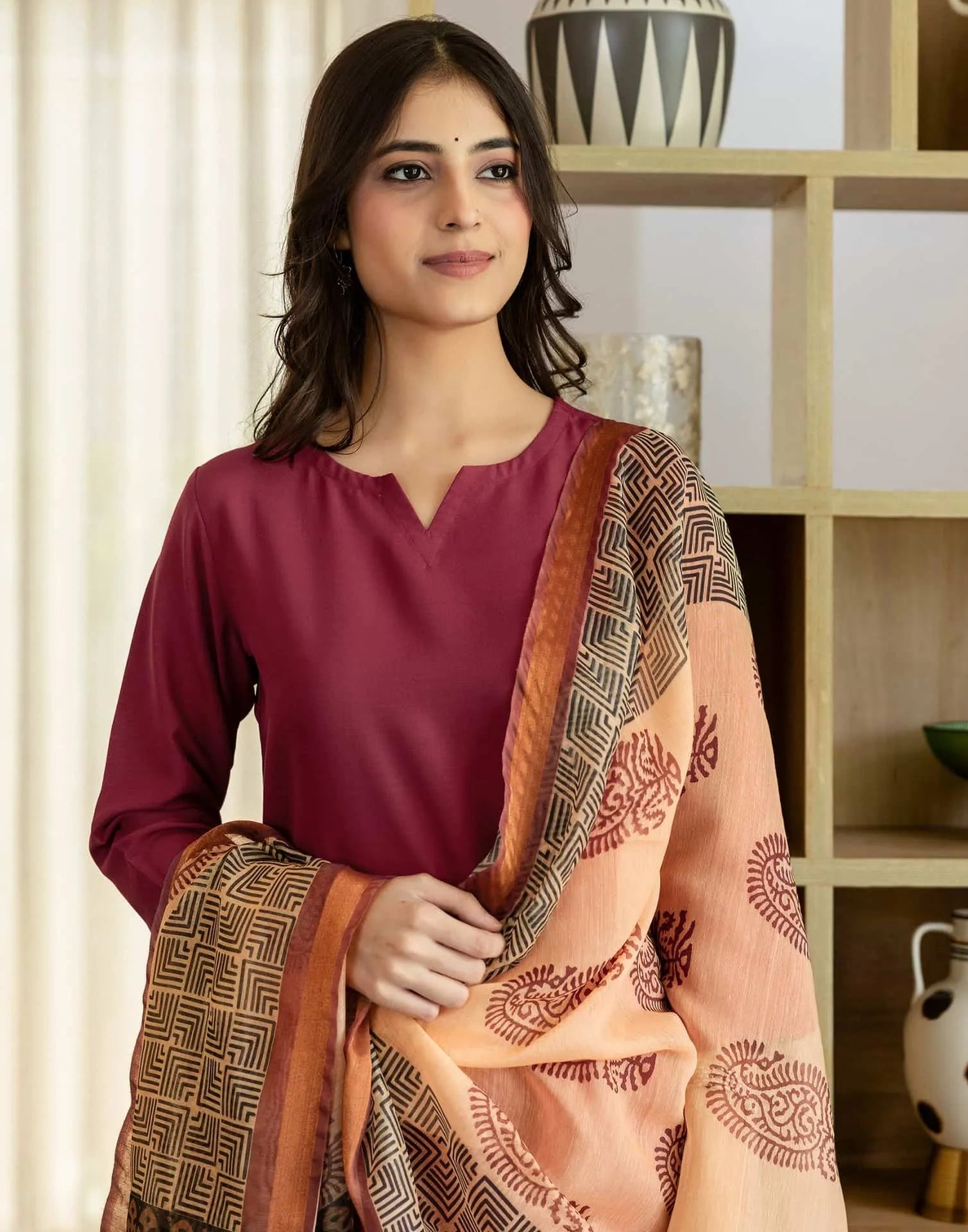 Skylee Viscose Rayon Plain Straight 3 Piece Kurta Set For Woman