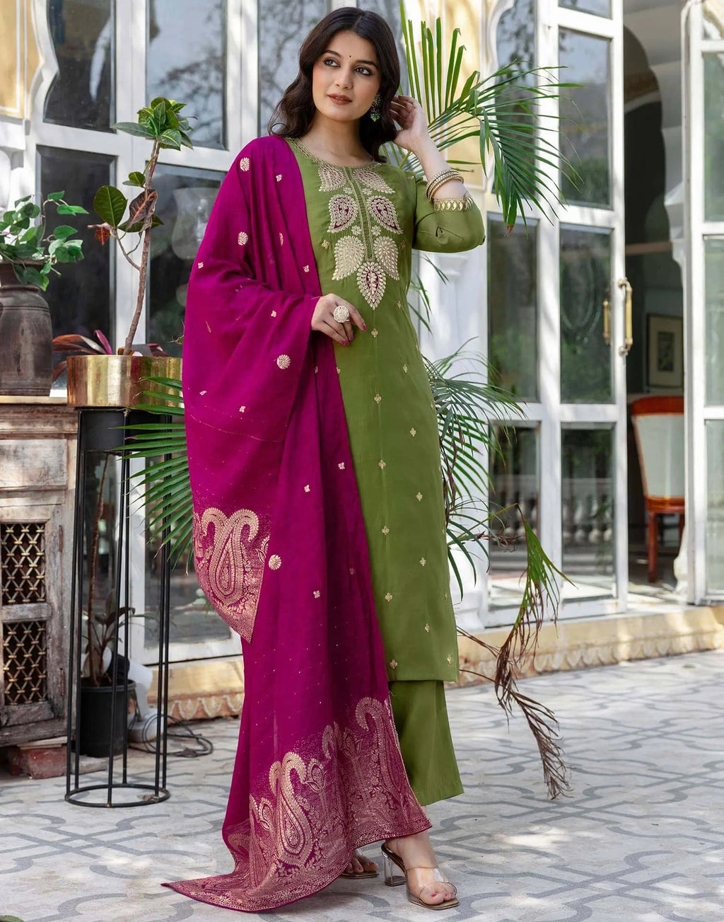 Skylee Silk Blend Embroidered Straight 3 Piece Kurta Set For Woman