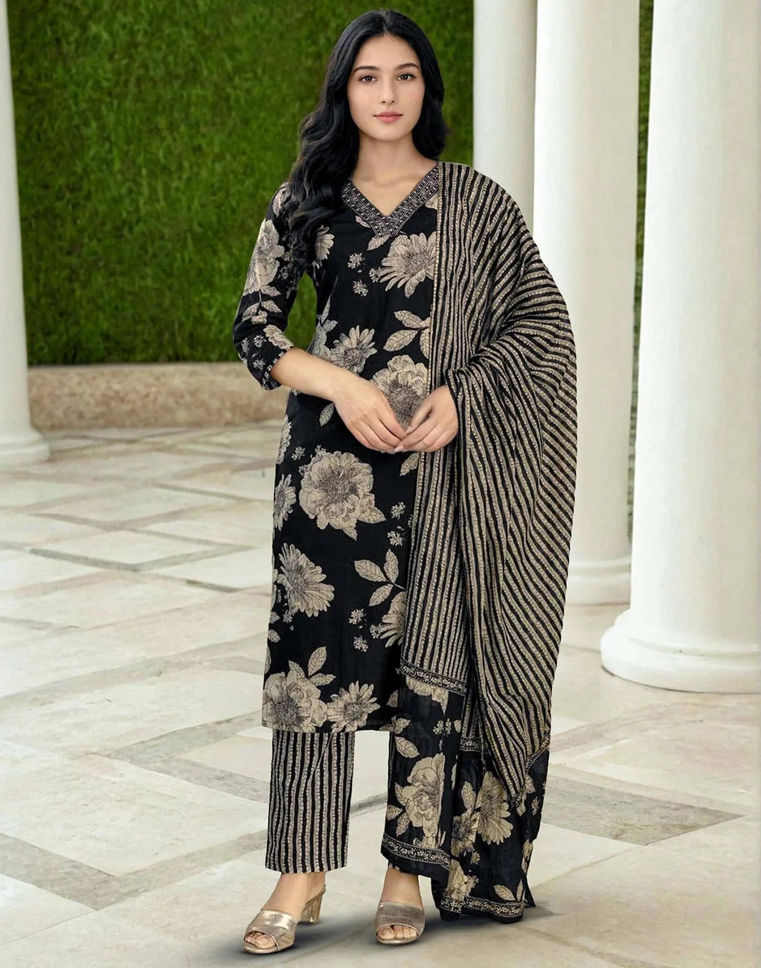 Skylee Viscose Rayon Floral Print Straight 3 Piece Kurta Set For Woman