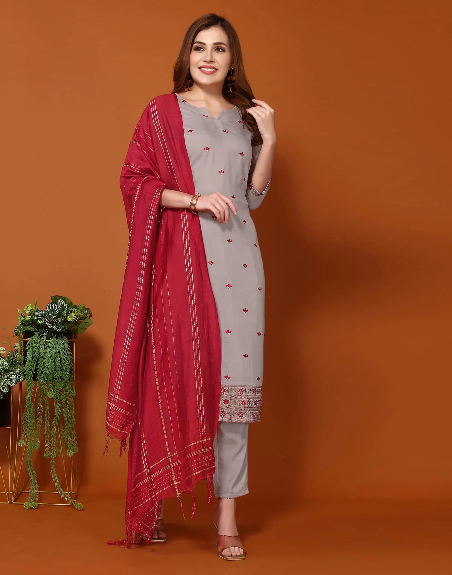Embroidered Cotton Kurta Set with Dupatta under 999 V-Neck Kurti Set