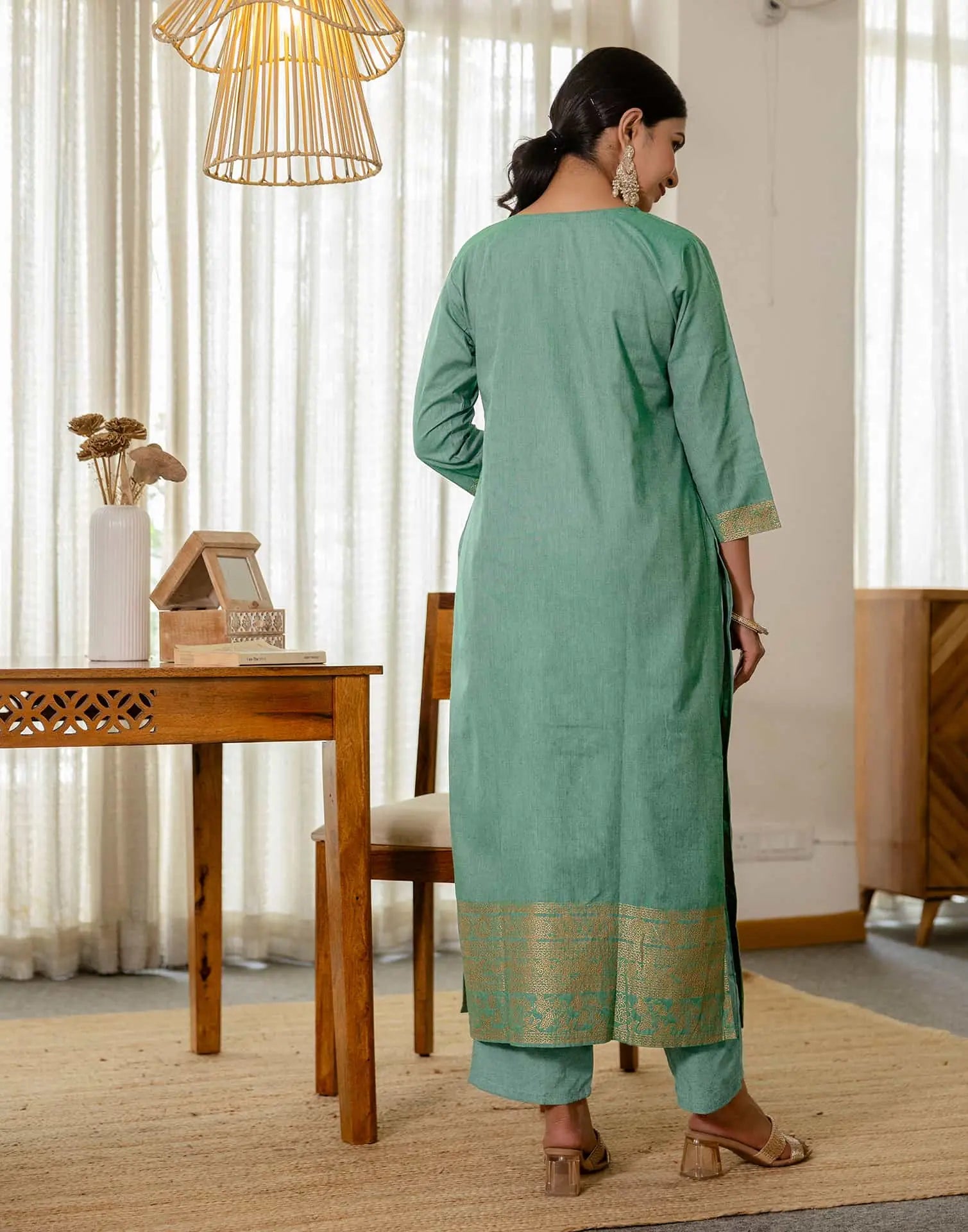 skylee Affordable Green Cotton Woven Straight Kurta Set