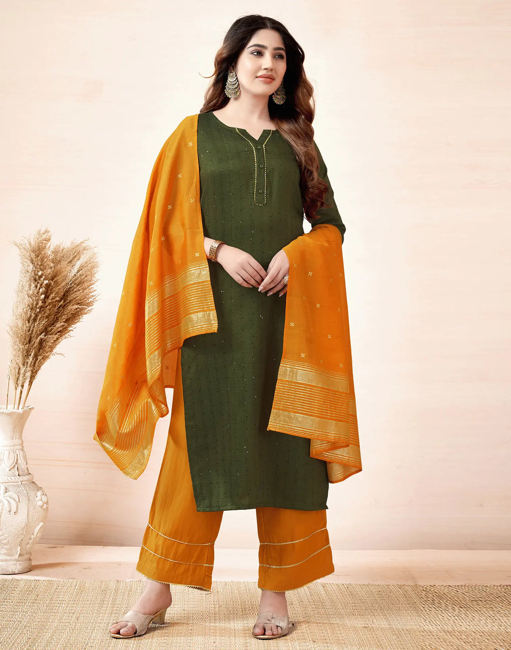 Chinnon Plain Straight 3 Piece Kurta Set