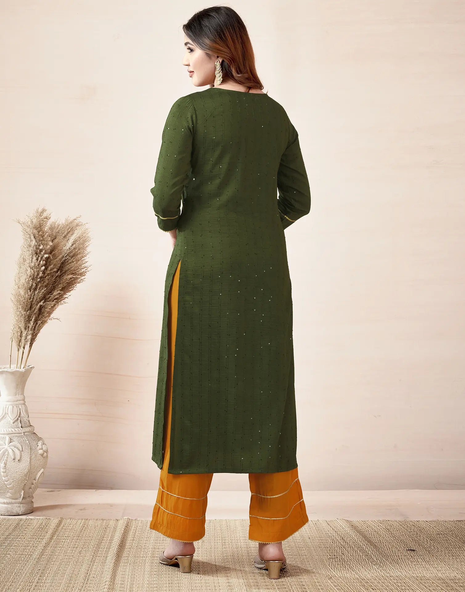 Chinnon Plain Straight 3 Piece Kurta Set