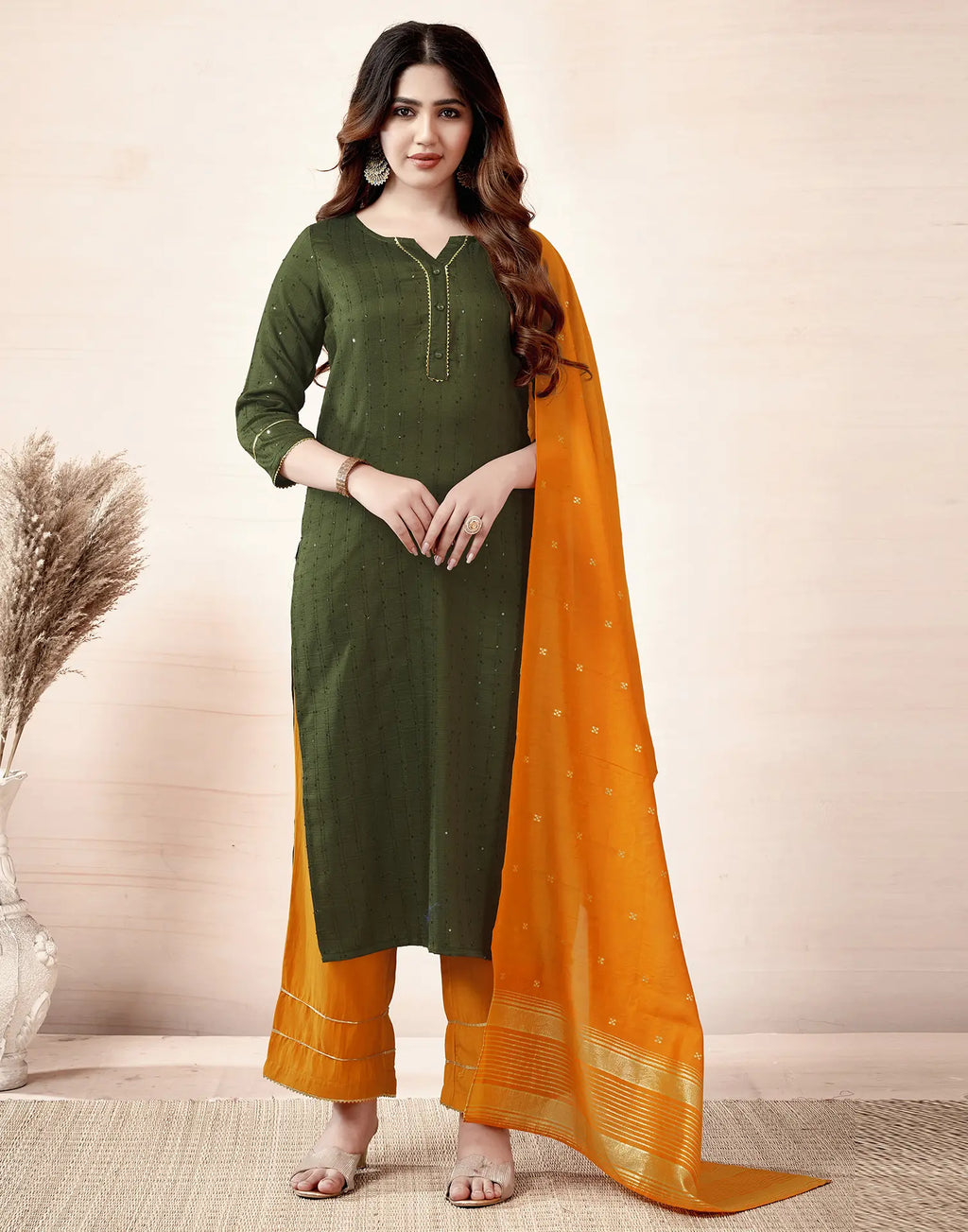 Chinnon Plain Straight 3 Piece Kurta Set