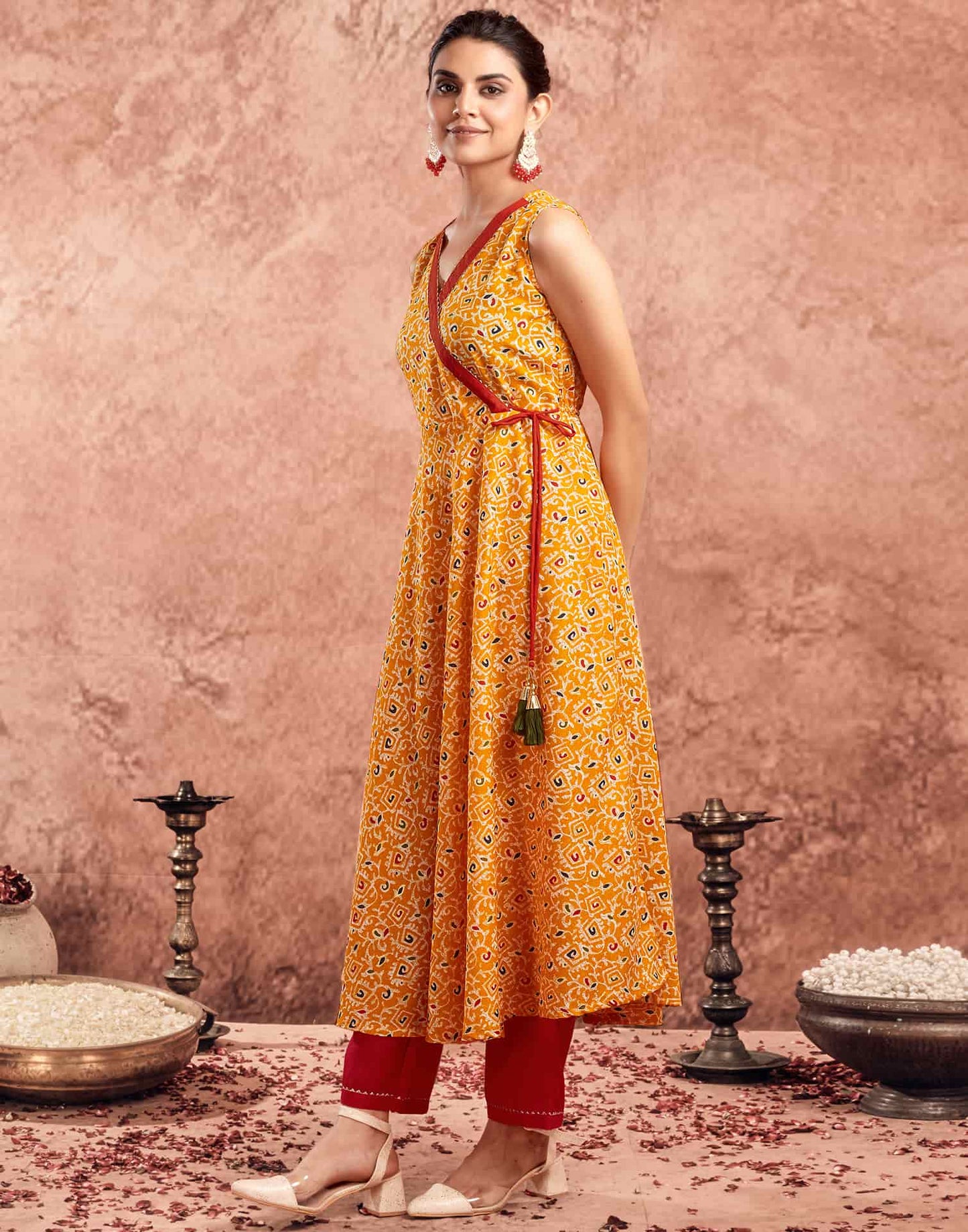 V Neck Anarkali Kurta Set in Yellow – Ethnic Wear for Women