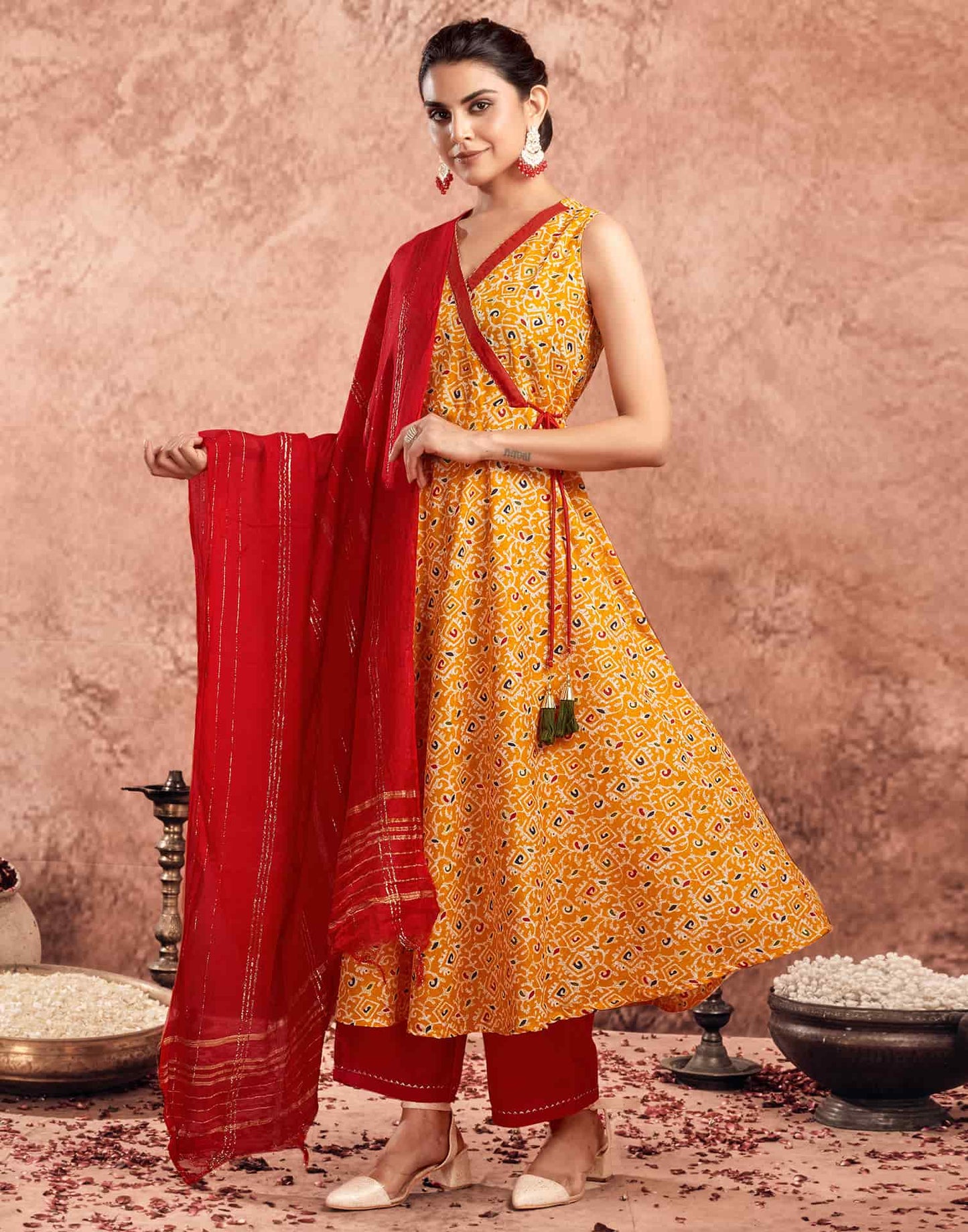 V Neck Anarkali Kurta Set in Yellow – Ethnic Wear for Women