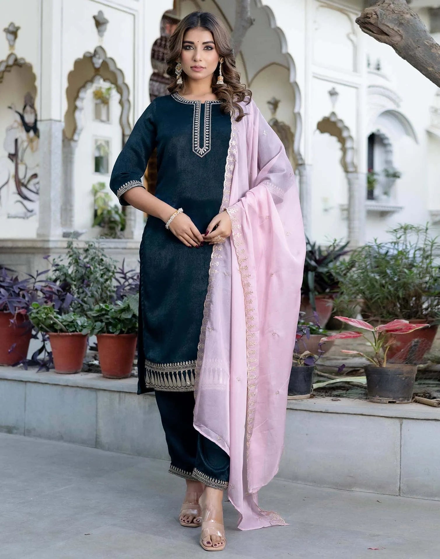 affordable ethnic wear kurta set 