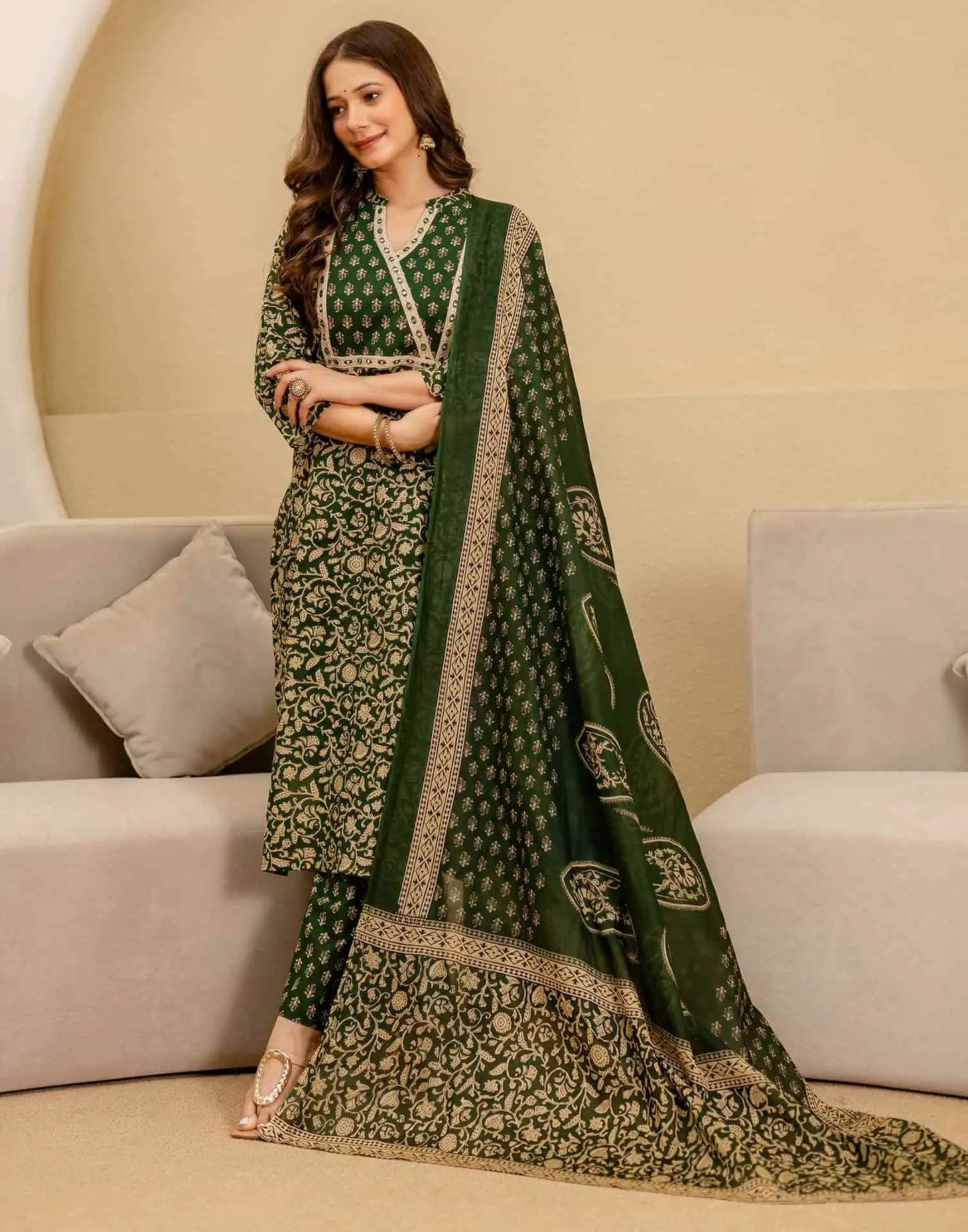 Skylee Green Cotton Printed Straight Kurta Set for Women