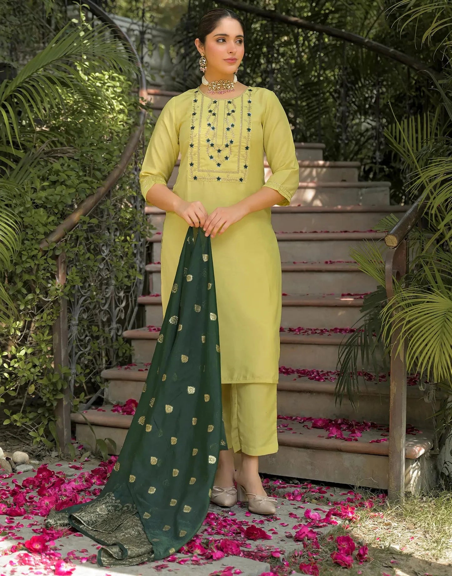 Chinnon Embroidered Round Neck Straight Kurta with Pant & Dupatta