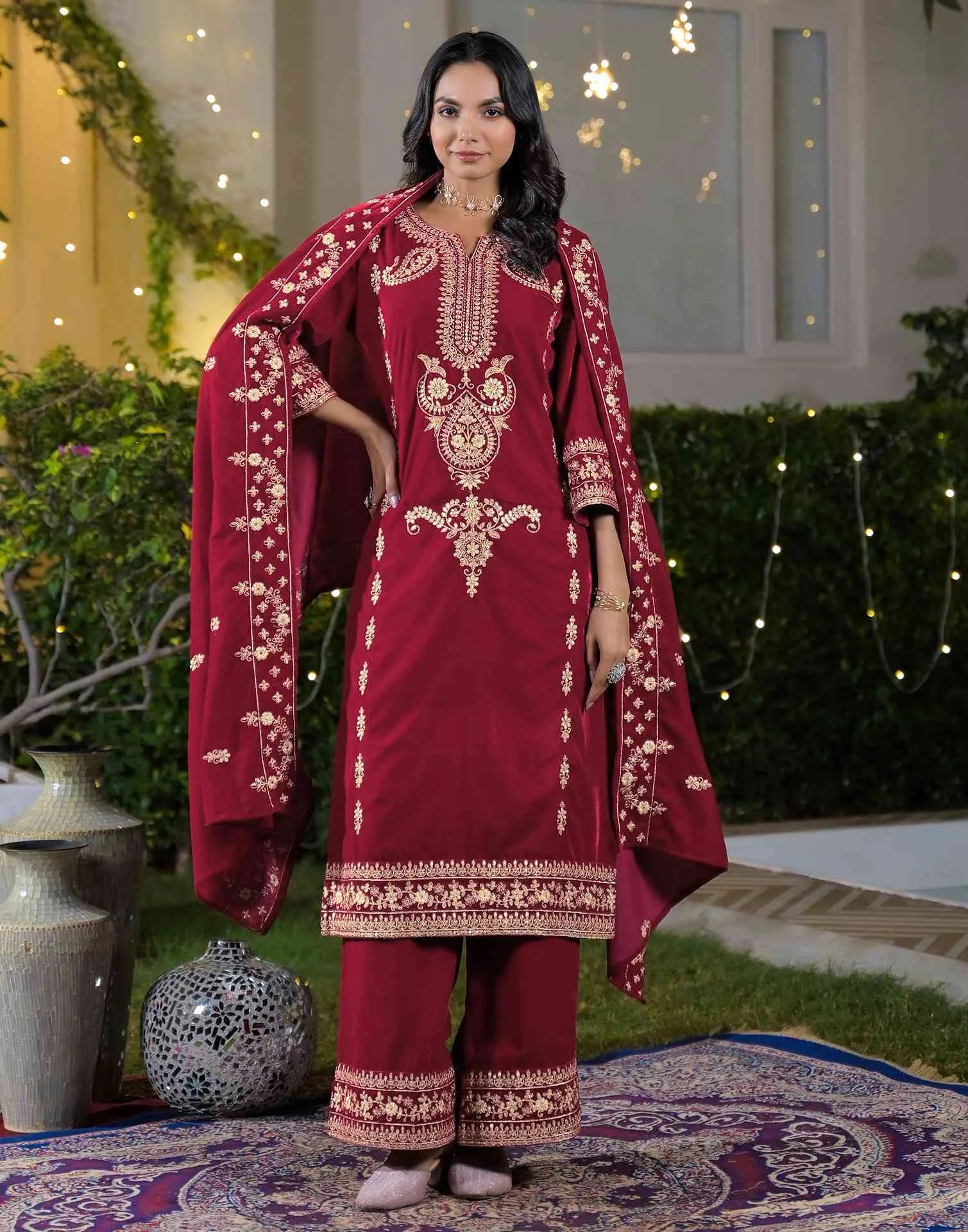 affordable velvet kurta set 