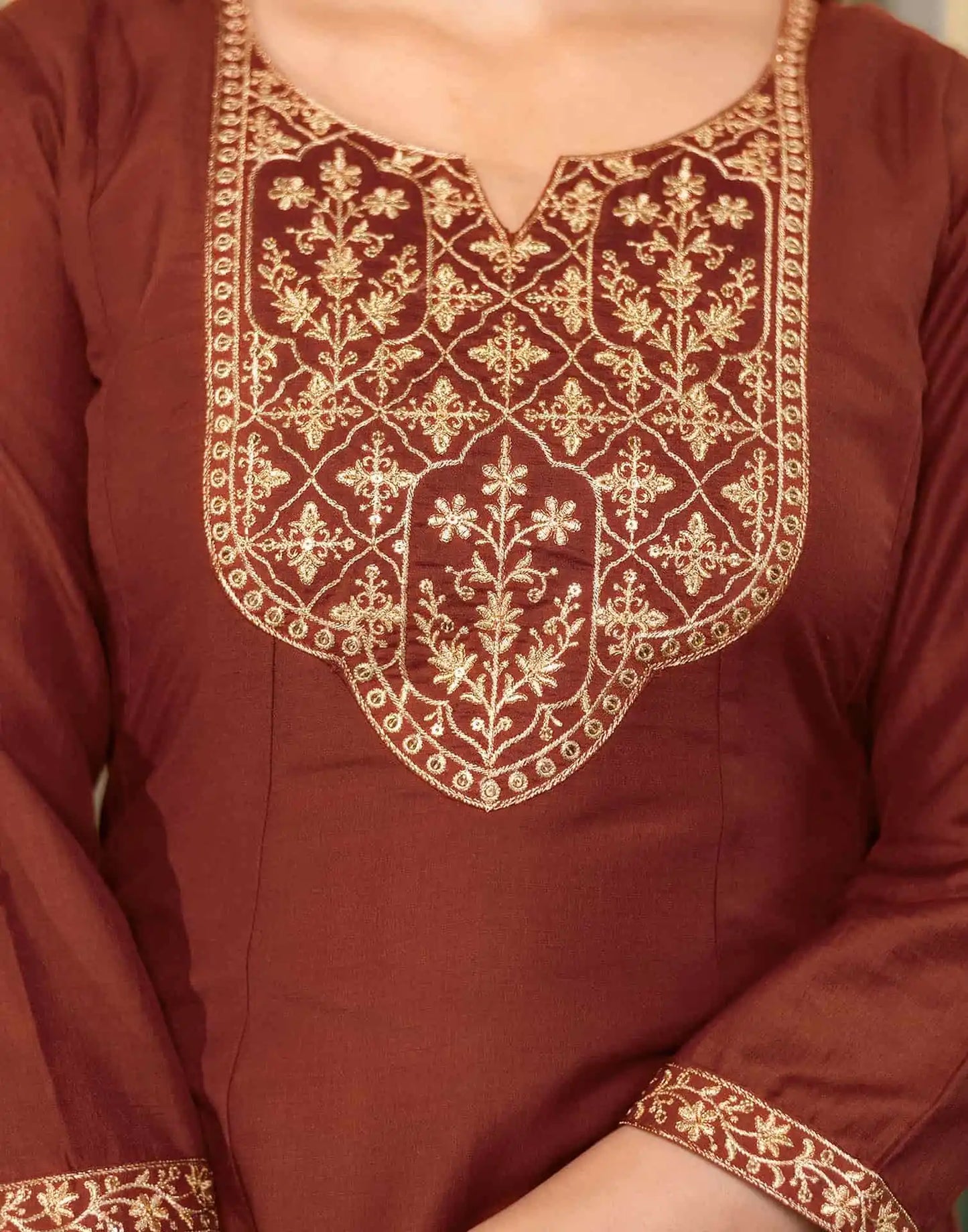 affordable v neck kurta set 