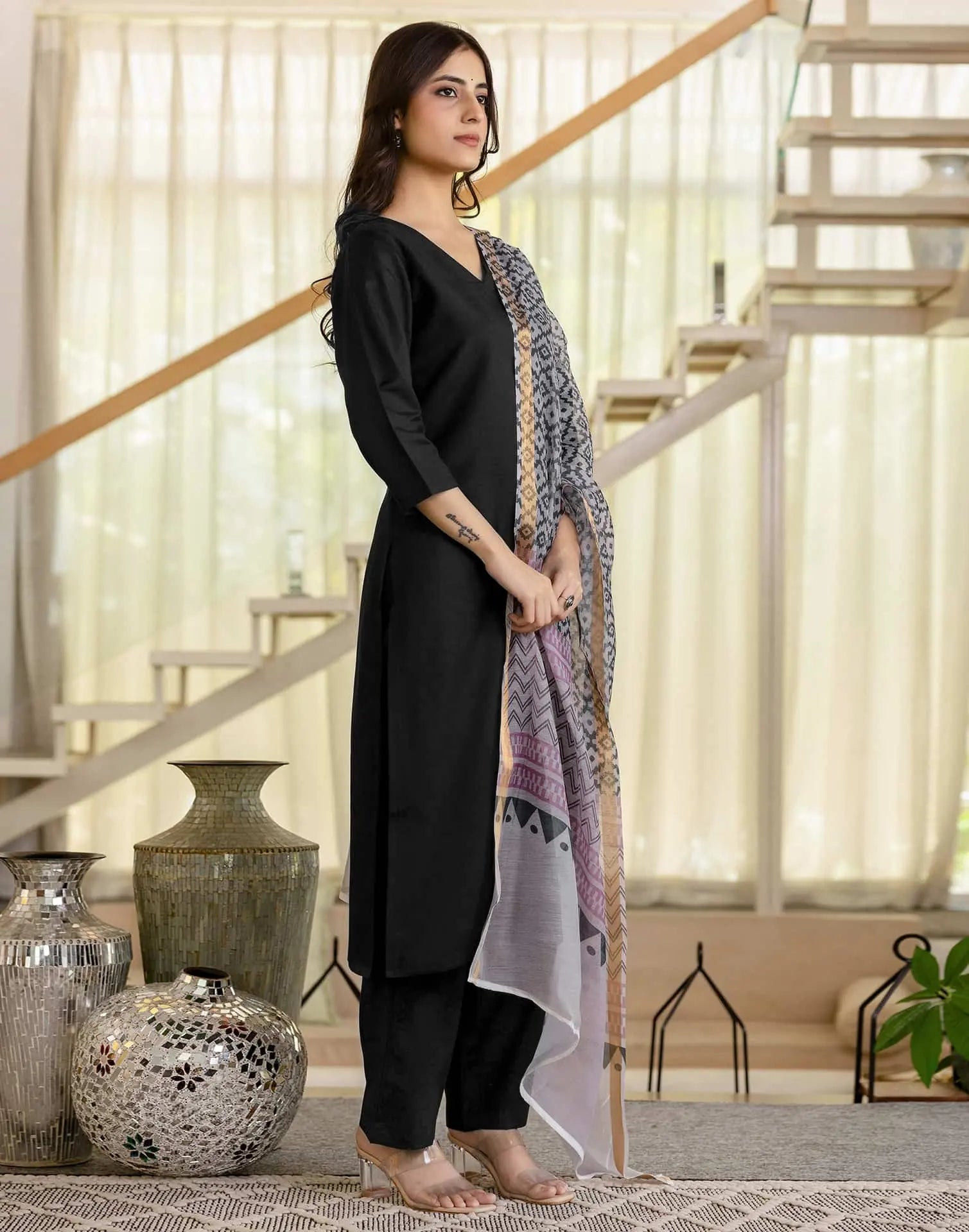 Skylee Viscose Rayon Plain Straight 3 Piece Kurta Set For Woman