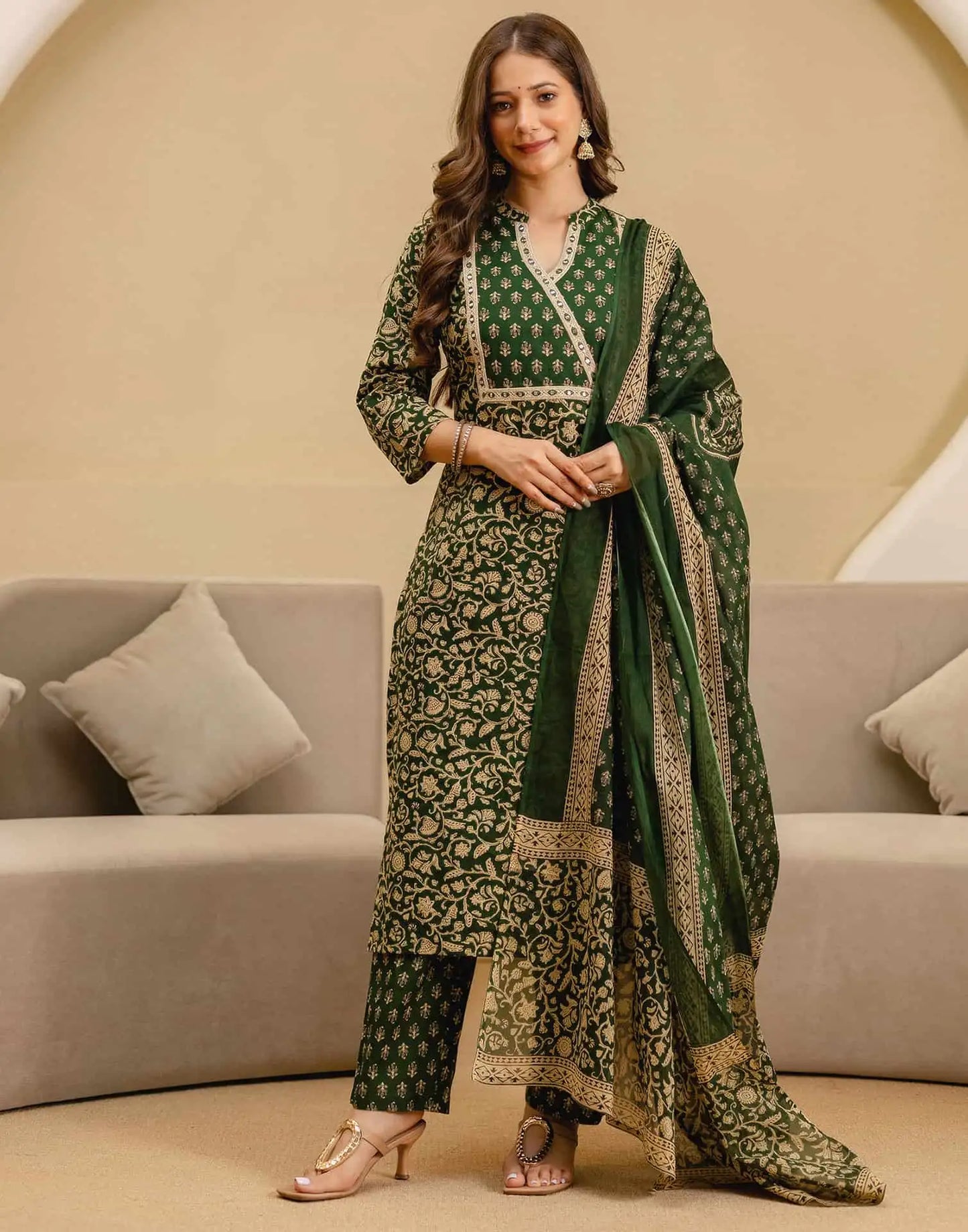 Skylee Green Cotton Printed Straight Kurta Set for Women