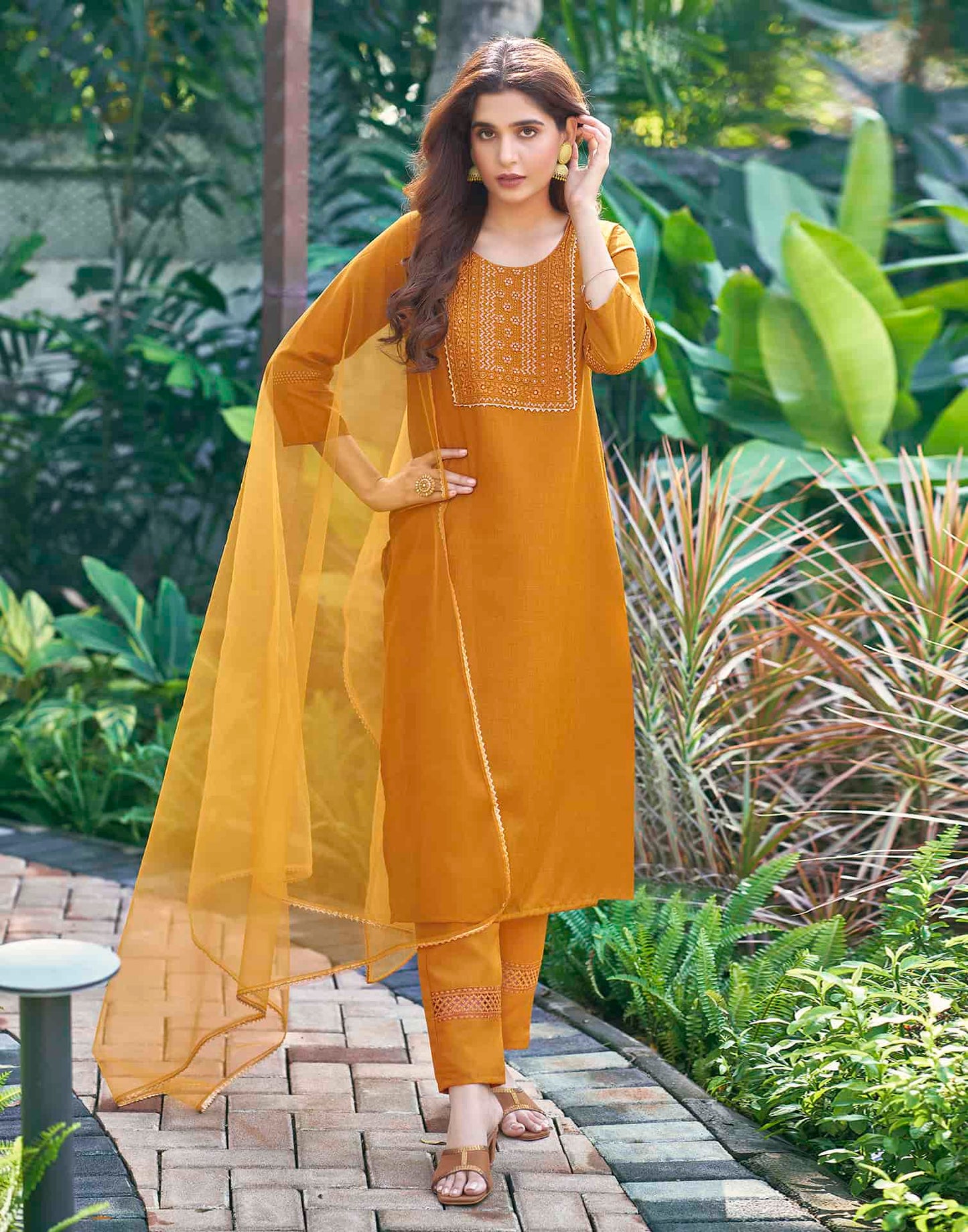 Affordable cotton kurti pant set with dupatta under 999