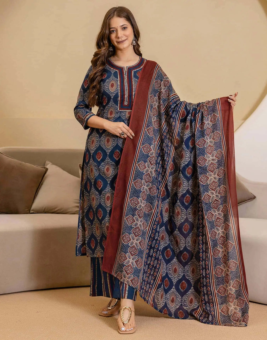 Skylee Viscose Rayon Printed Straight 3 Piece Kurta Set For Woman