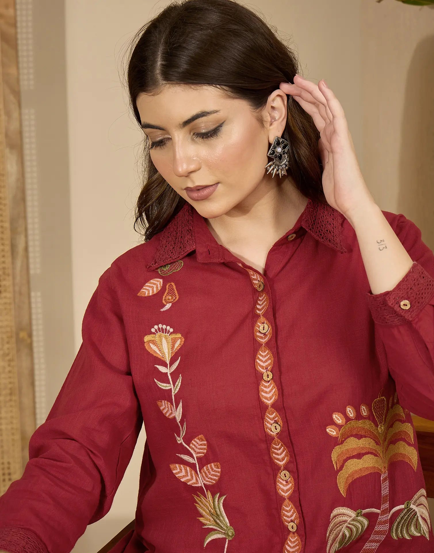 Skylee Cotton Embroidered Spread Neck Co-ord Set For Woman
