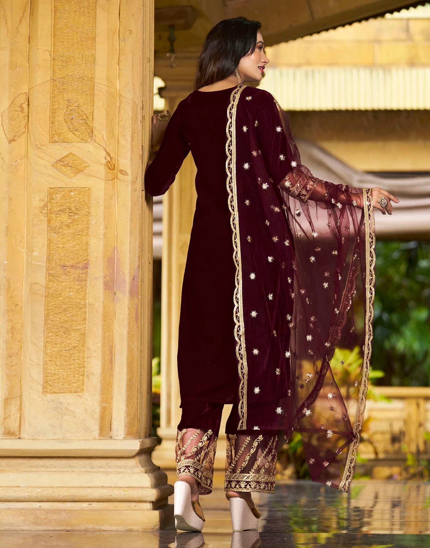 Straight kurta set for women with pant and dupatta under 1299