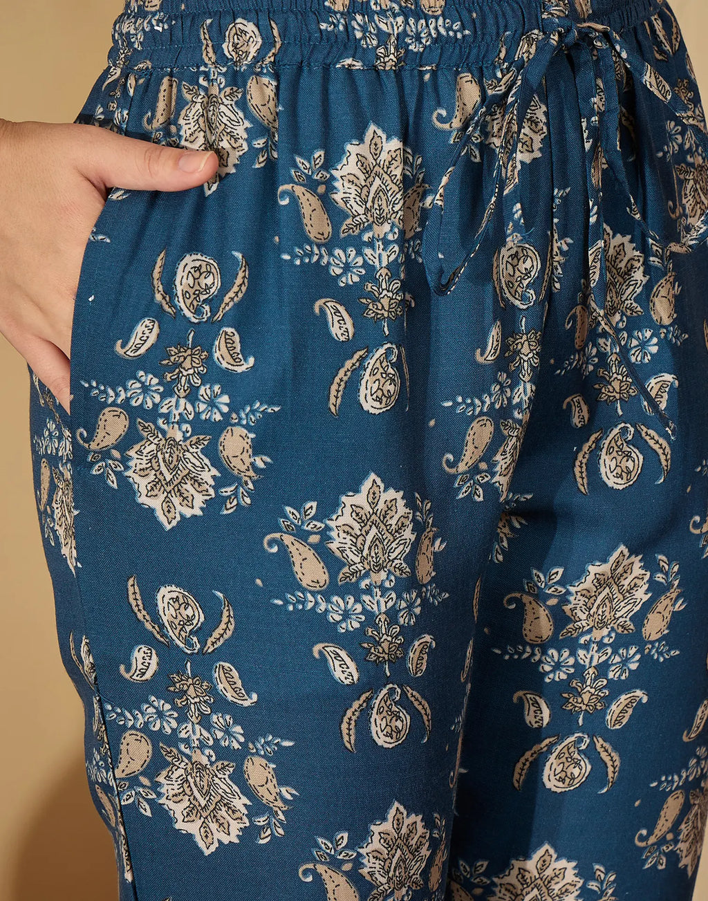 Cotton Blend Printed V-Neck Co-ord Set