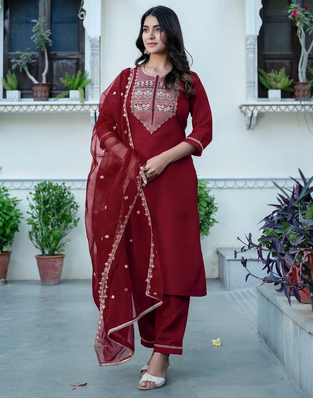 Silk Blend Embroidered Straight 3 Piece Kurta Set
