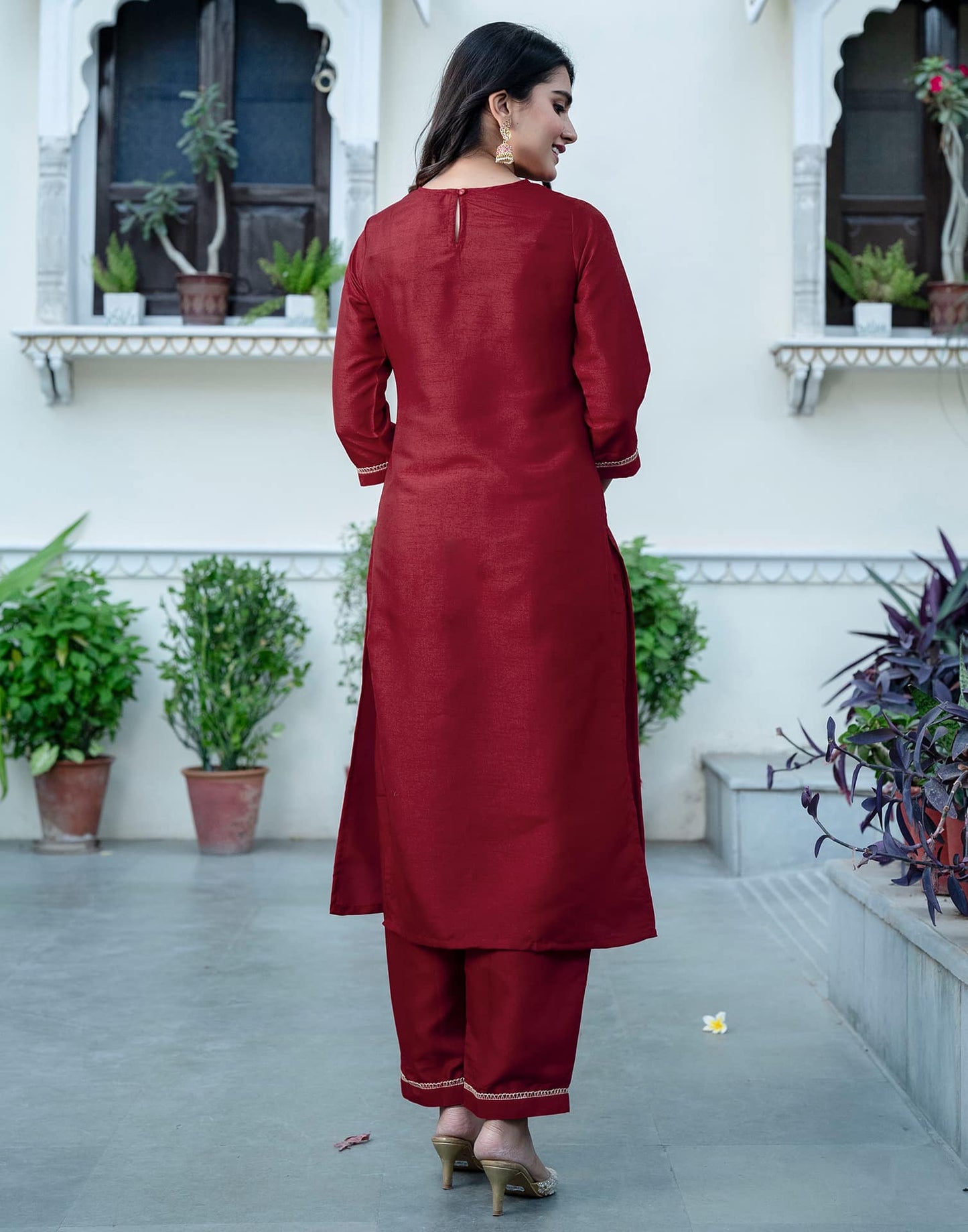 Maroon silk straight kurta set with dupatta under 799 festive wear