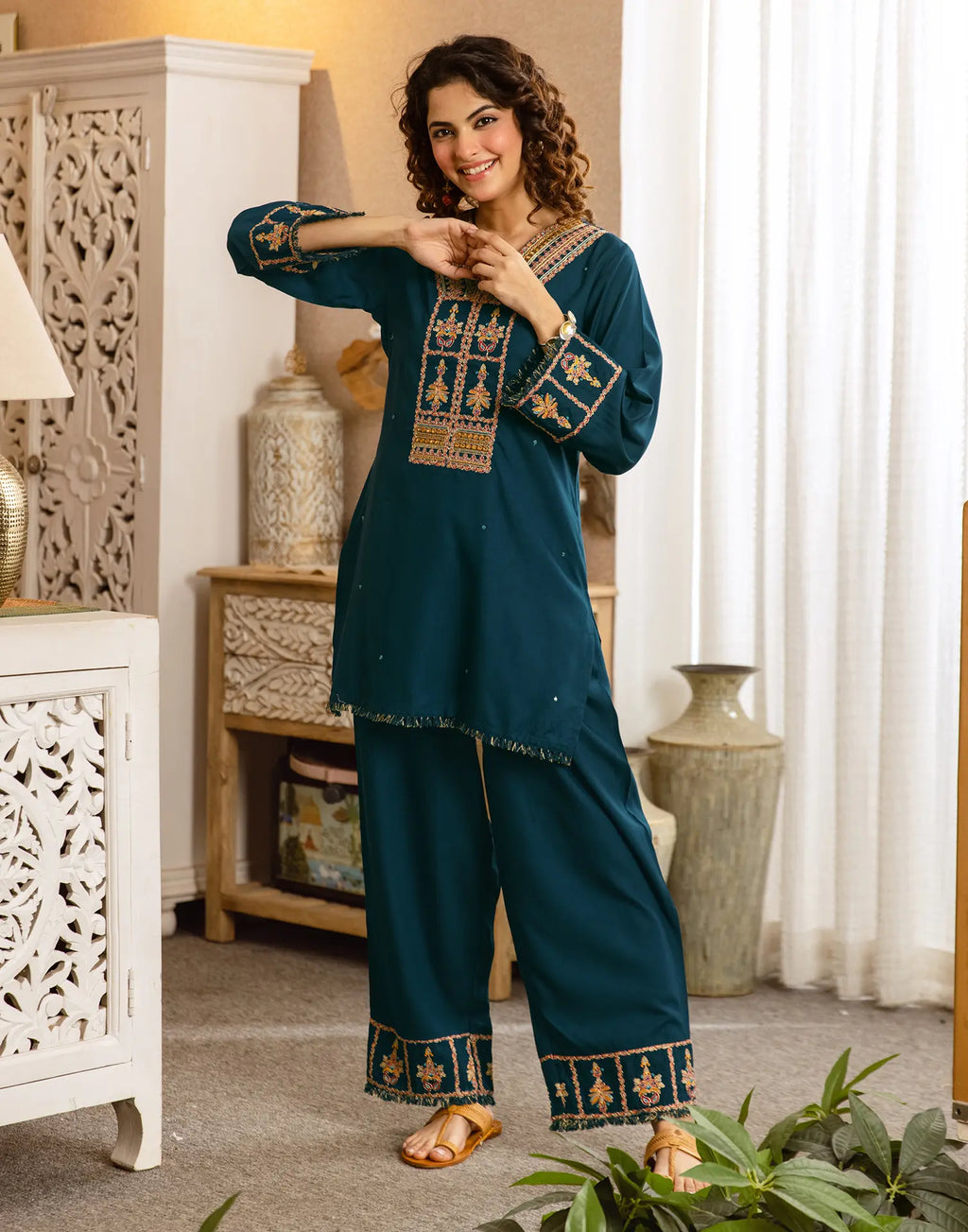 Skylee Rayon Embroidered V-Neck Co-ord Set For Woman