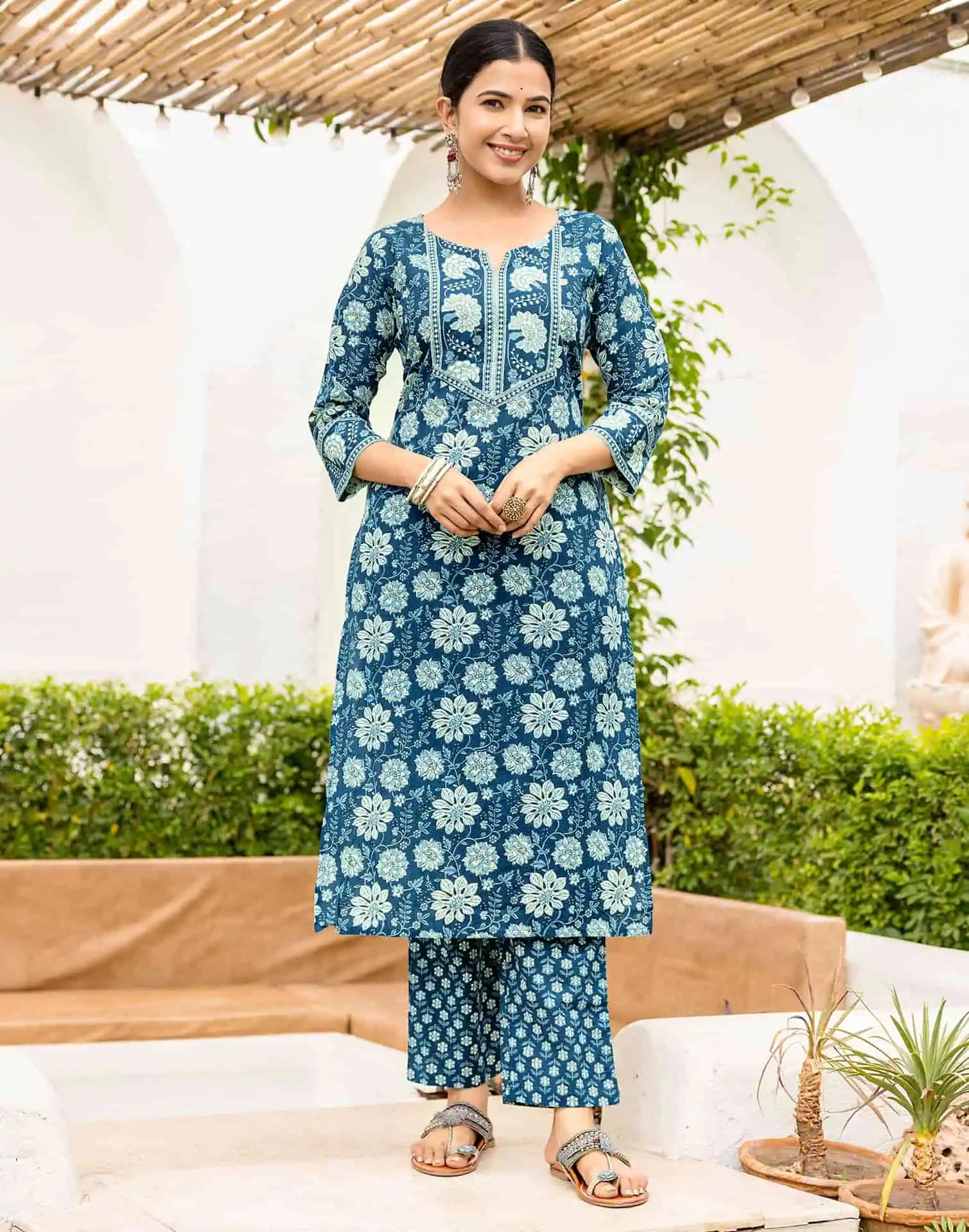 Skylee Cotton Printed Straight 3 Piece Kurta Set For Woman