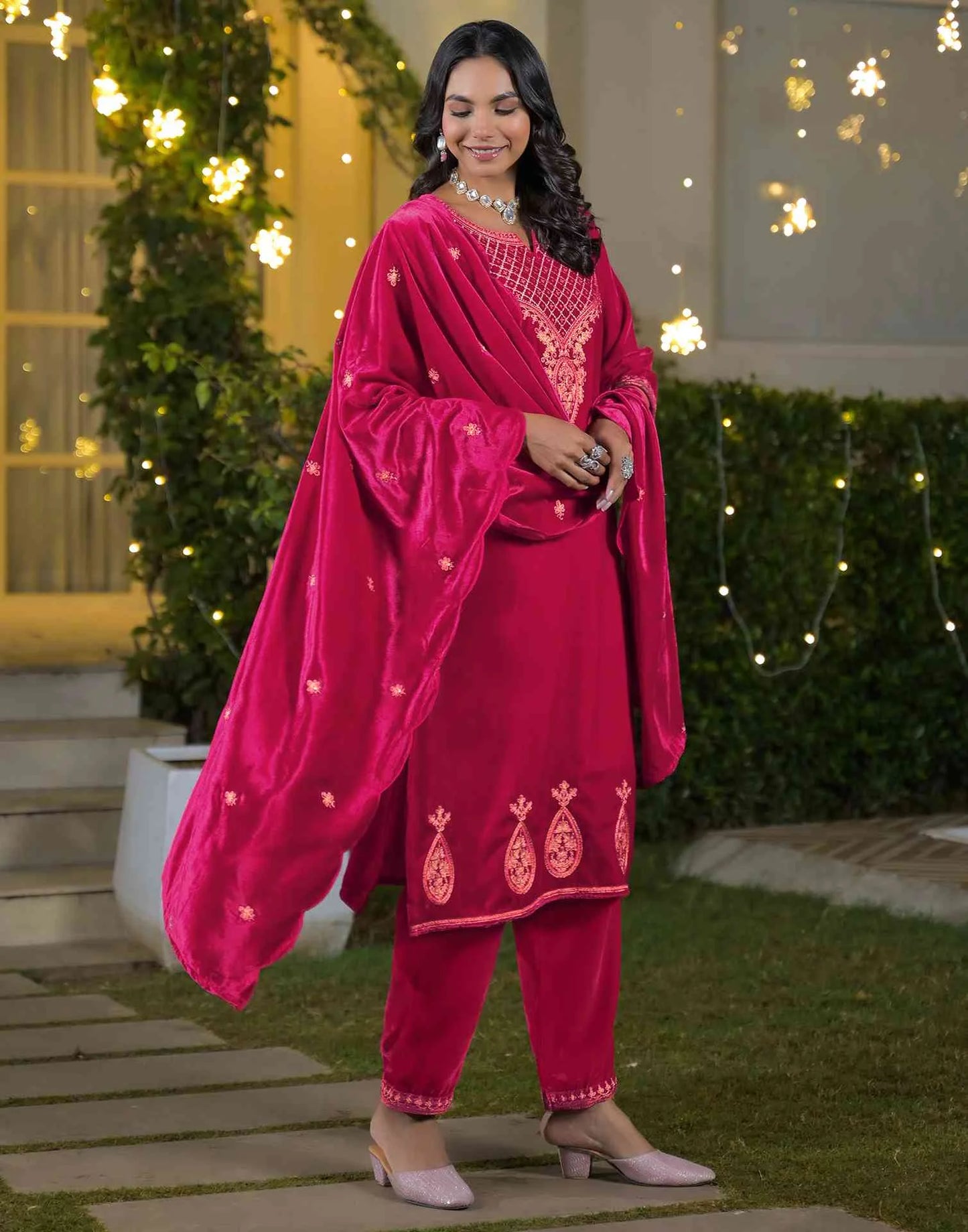 Affordable velvet kurta set for women by skylee