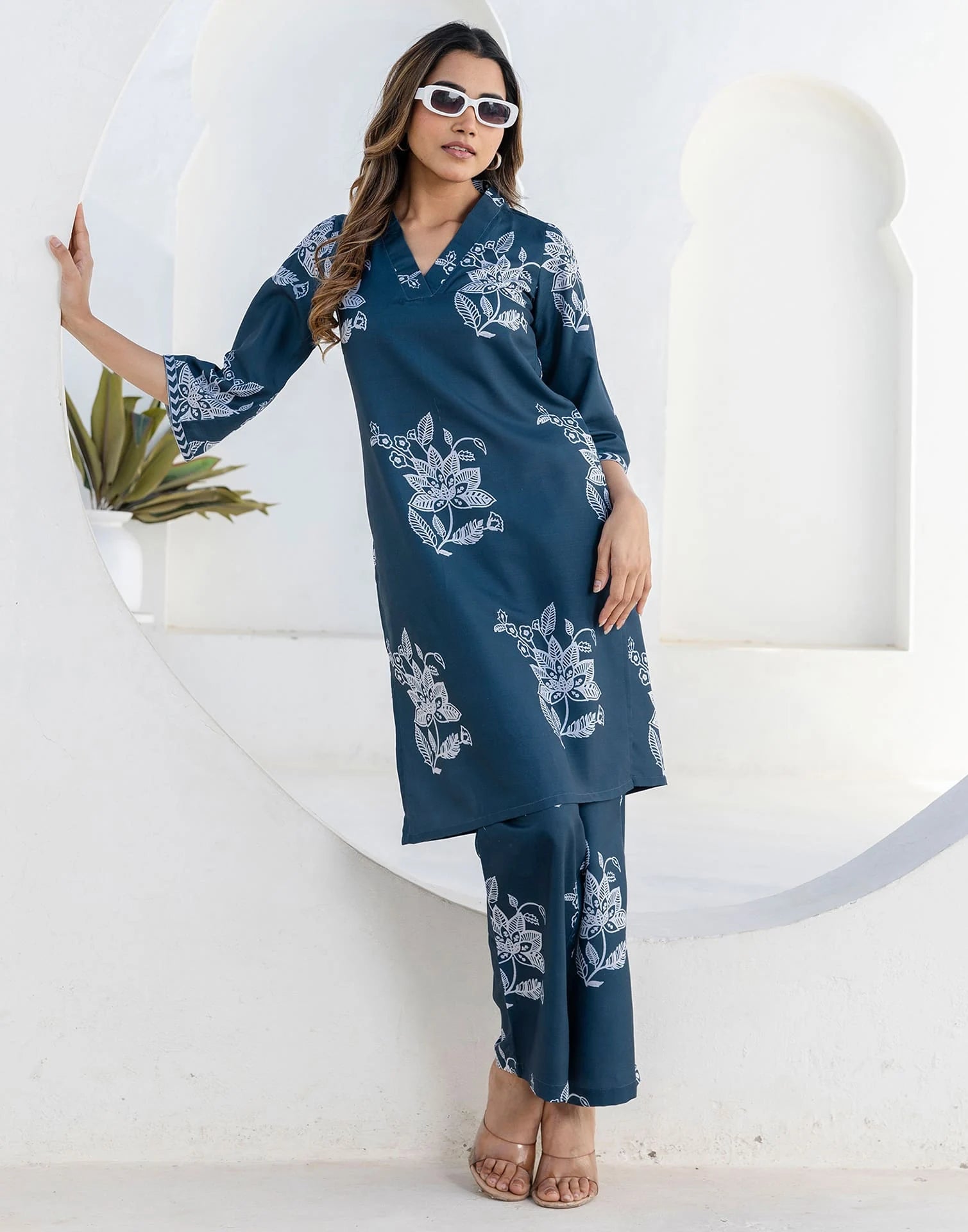 Skylee Cotton Blend Printed V-Neck Co-ord Set For Woman