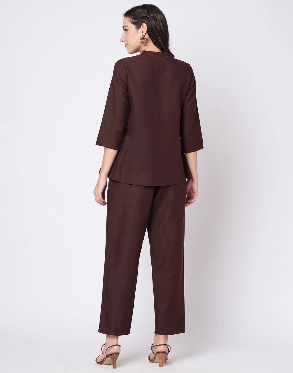 Skylee Cotton Blend Plain Mandarin Collar Co-ord Set For Woman