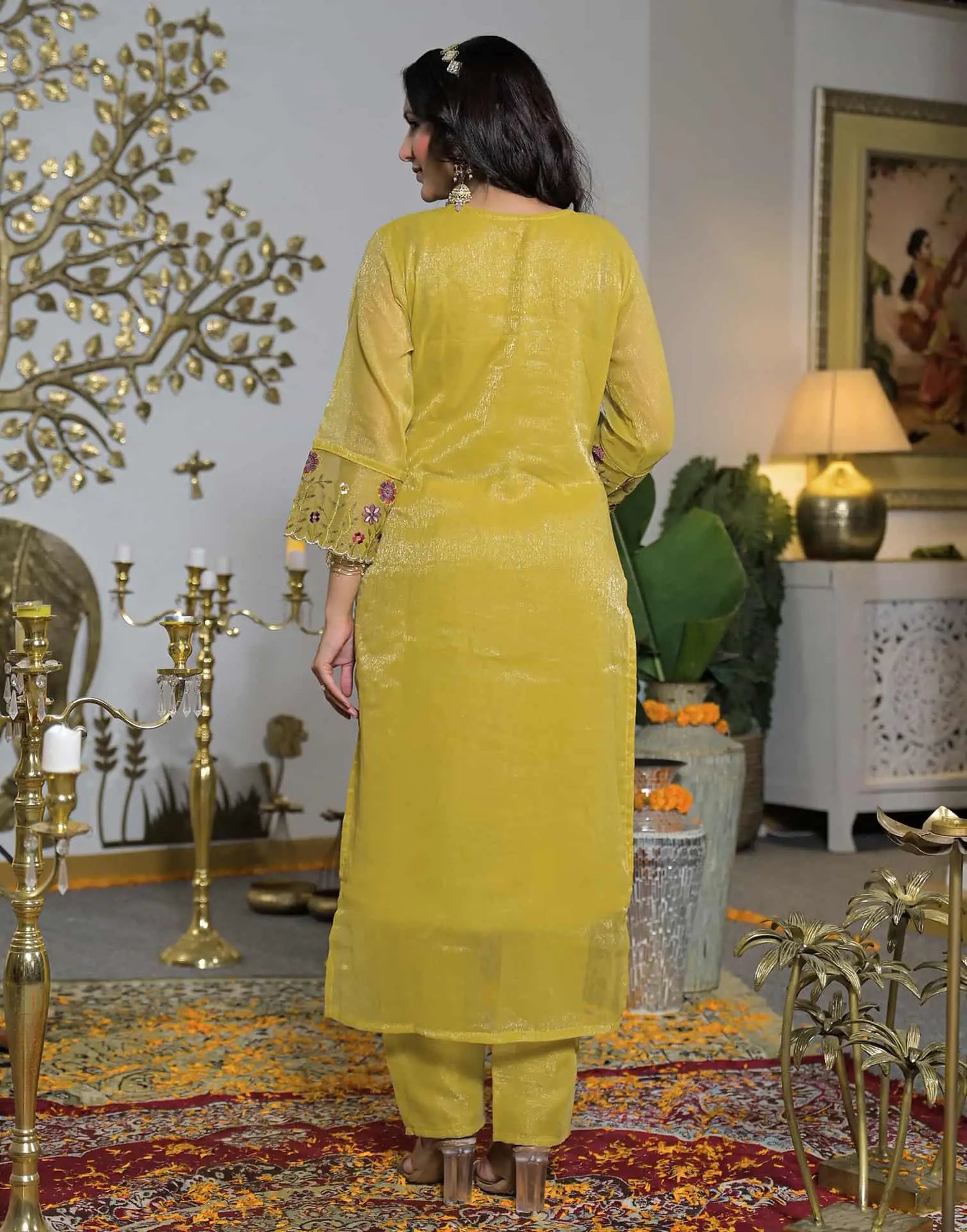 Shimmer Chiffon Straight Embroidery Round Neck Kurta with Pant & Dupatta