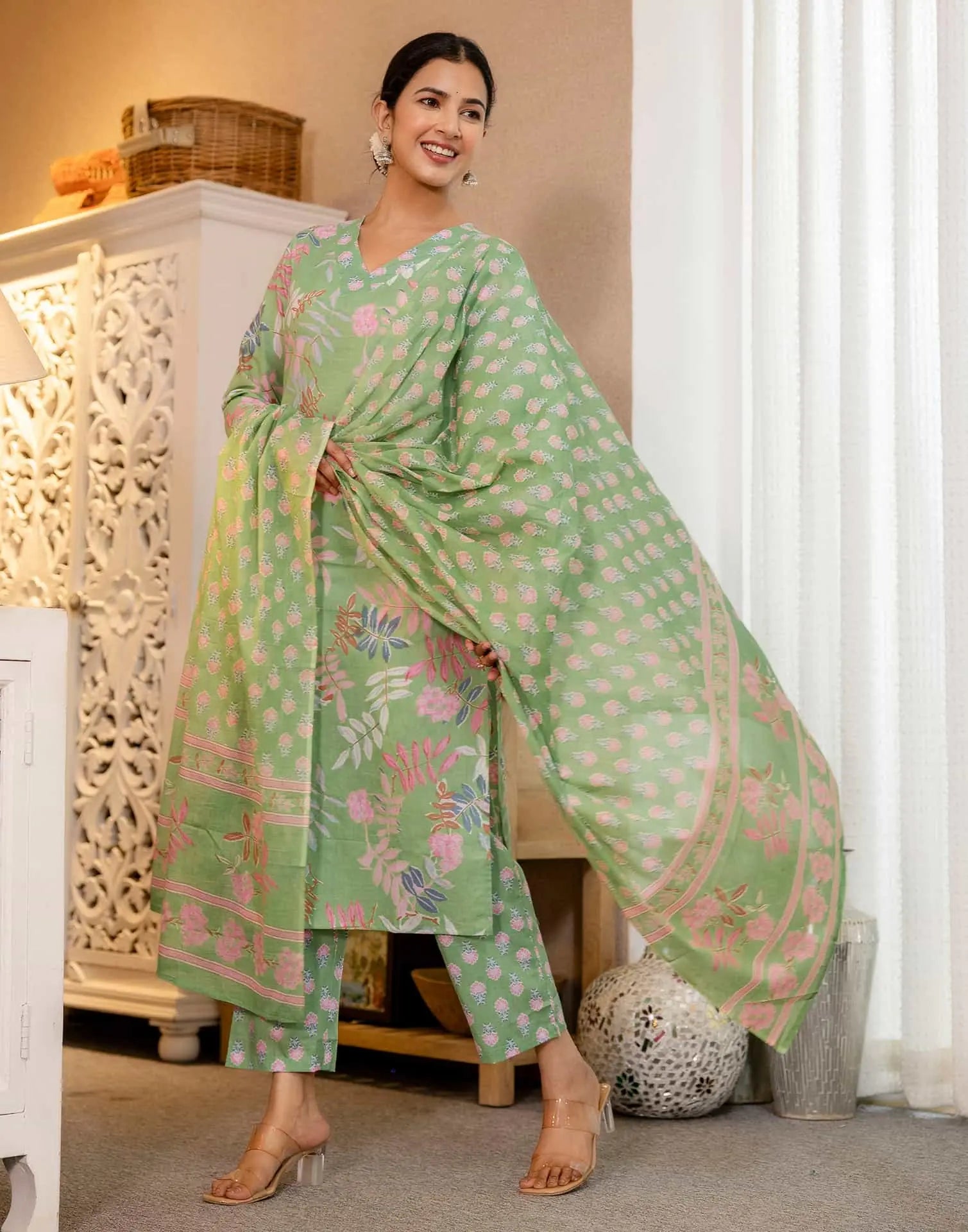 Skylee Light Green Cotton Printed Straight Kurta Set for Women